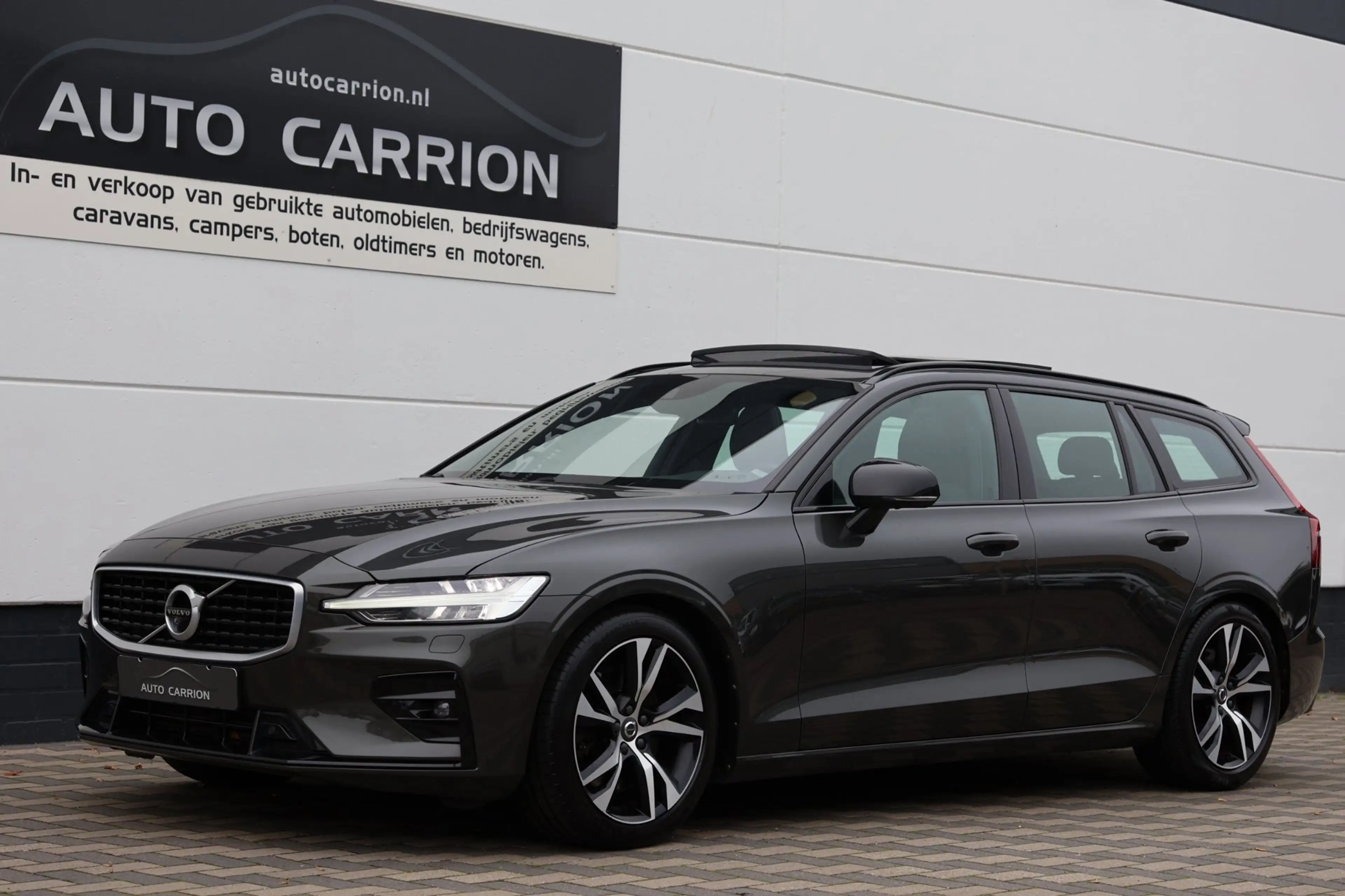 Volvo V60 2.0 T5 R-Design Pano Trekhaak 360° Camera Leder !! — photo 5