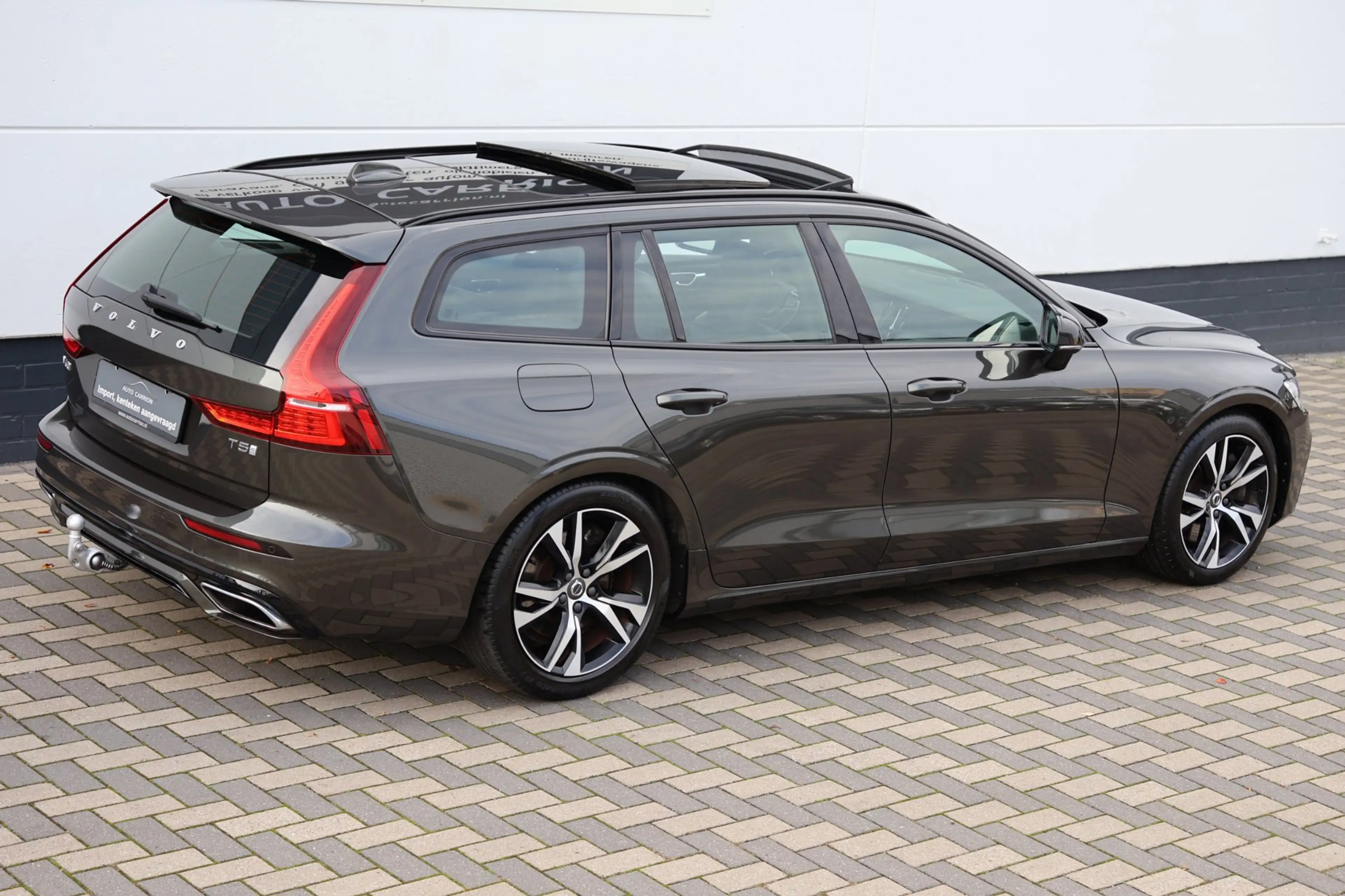 Volvo V60 2.0 T5 R-Design Pano Trekhaak 360° Camera Leder !! — photo 4