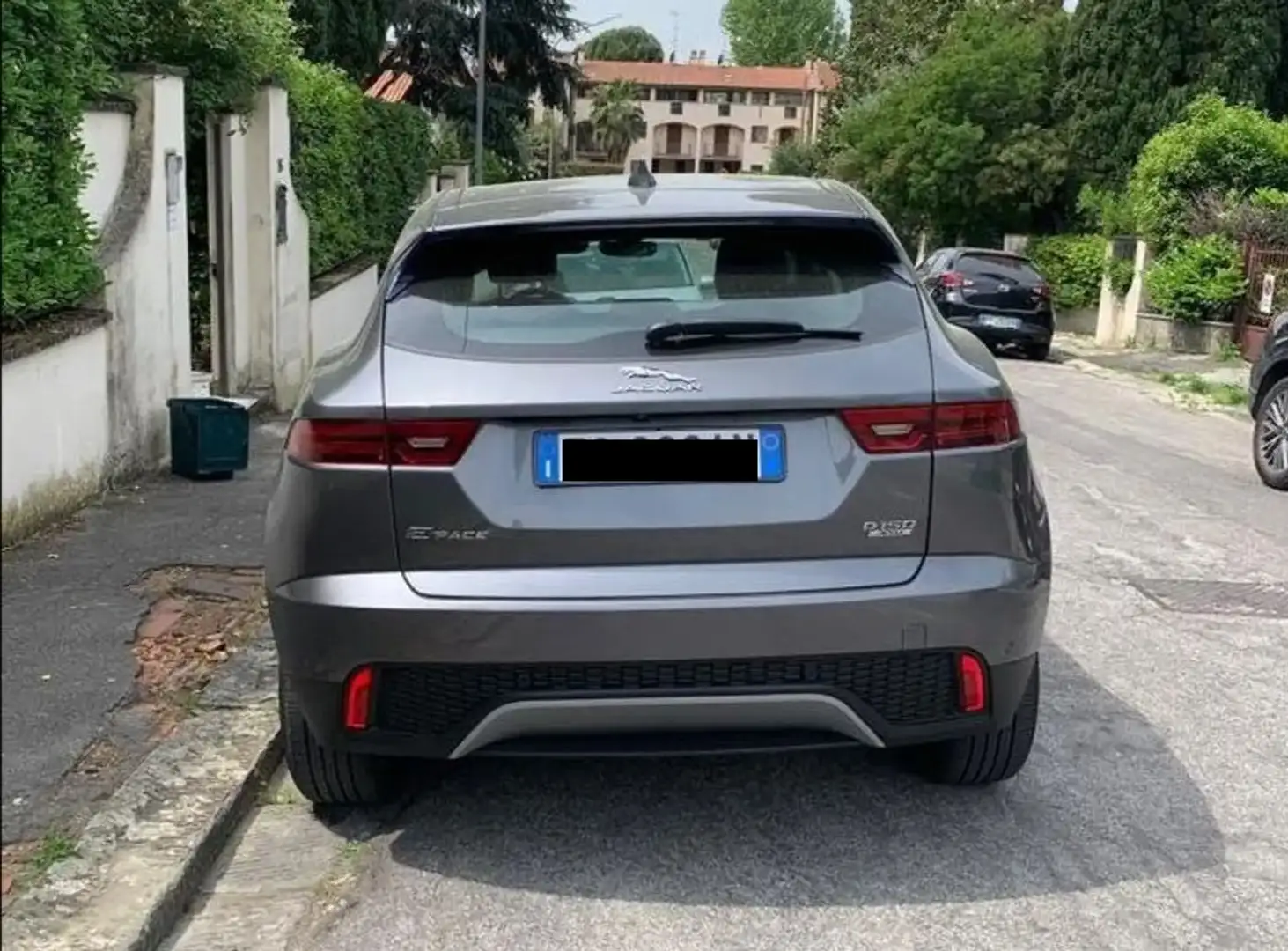 Jaguar E-Pace E-Pace 2.0d i4 HSE awd 150cv auto my19 Grigio - 2