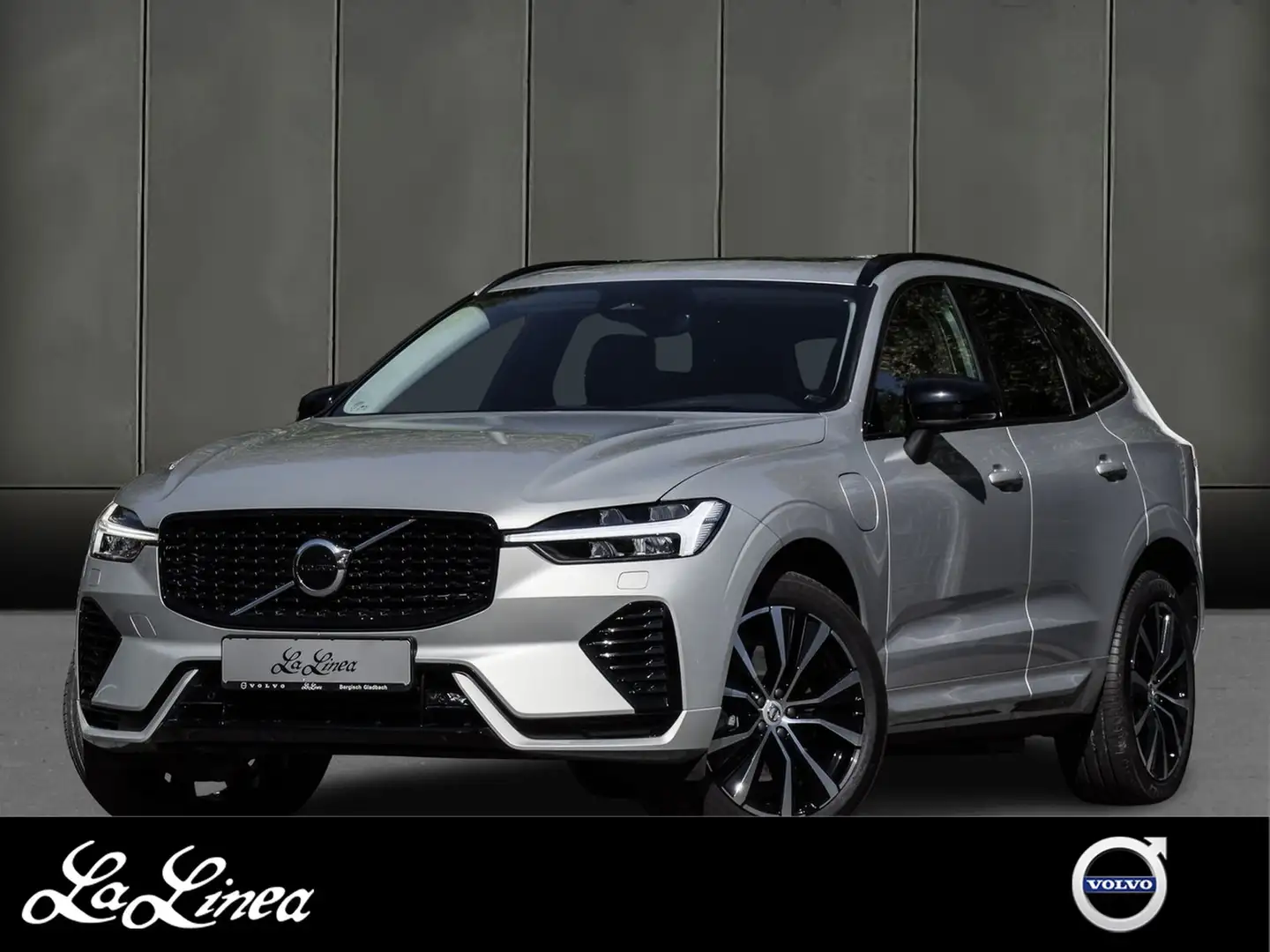 Volvo XC60 T8 Recharge Ultimate Dark Plug-In Hybrid AWD Silber - 1