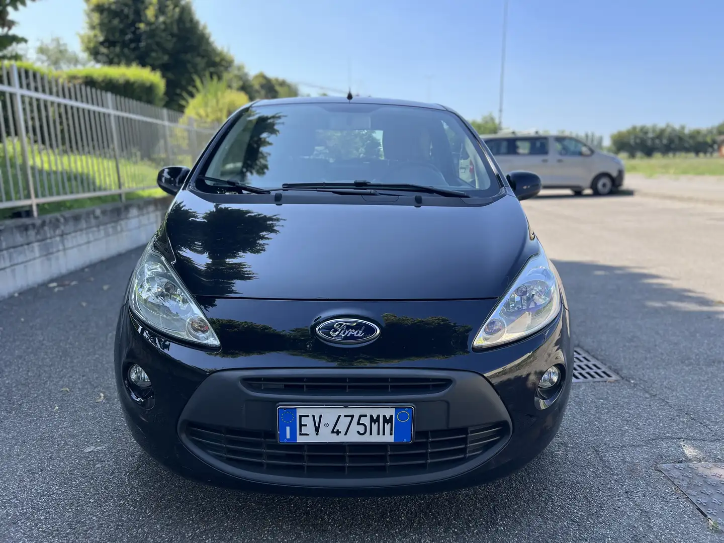 Ford Ka/Ka+ Ka 1.2 E6 adatta a neopatentati Nero - 2