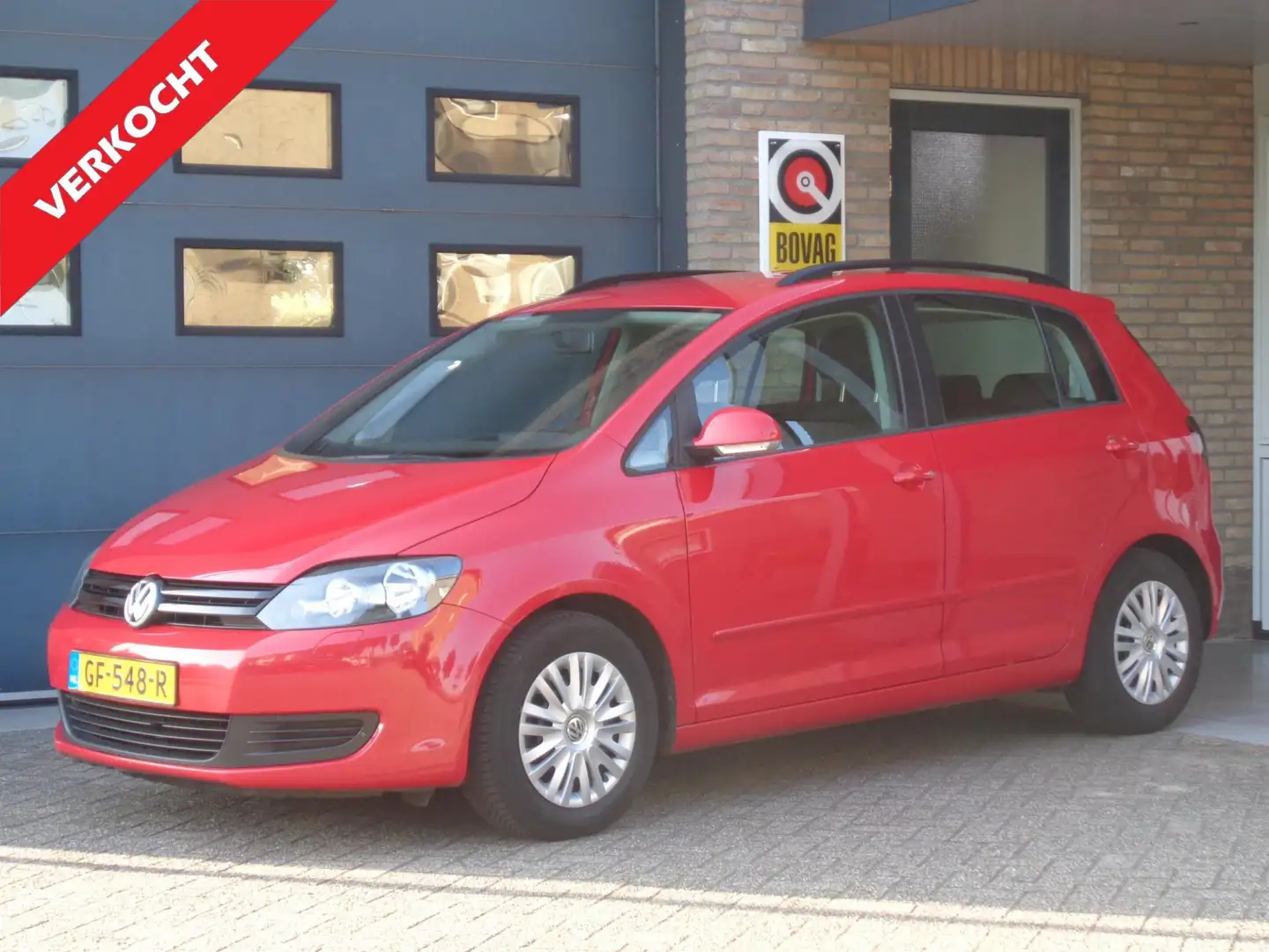 Volkswagen Golf Plus 1.2 TSI Trendline BlueMotion Rood - 1