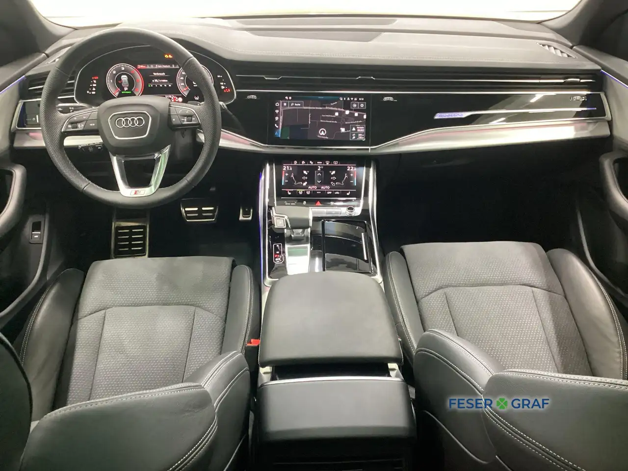 Audi Q8 S line 50 TDI Pano AHK HUD Matrix RFK ACC 7