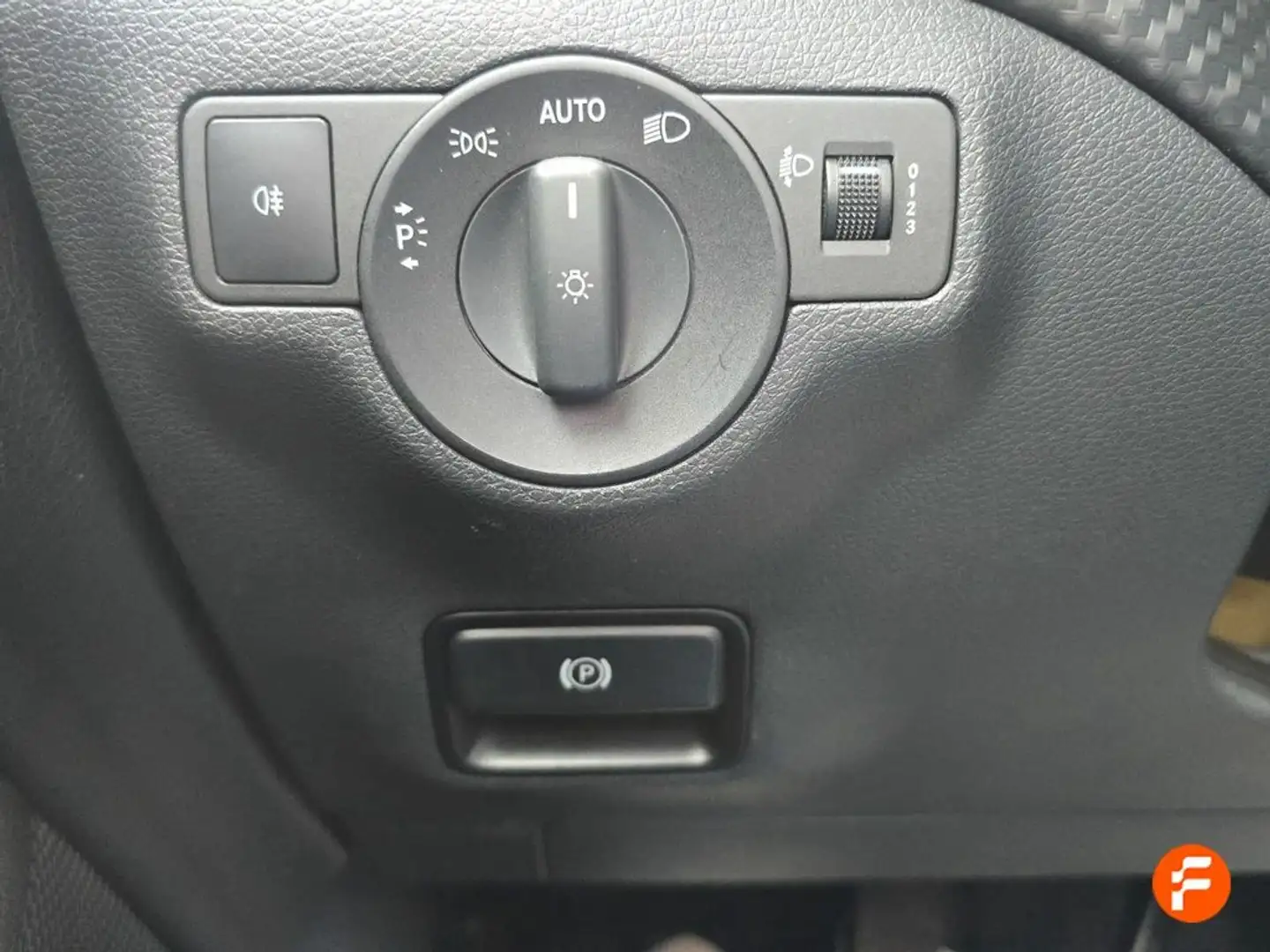 Mercedes-Benz GLA 200 d Style Blanco - 1