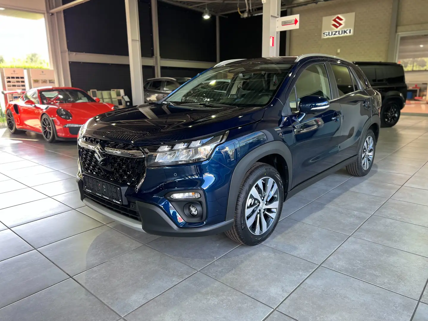Suzuki S-Cross 1.5 DualJet Hybrid GLX Blauw - 2