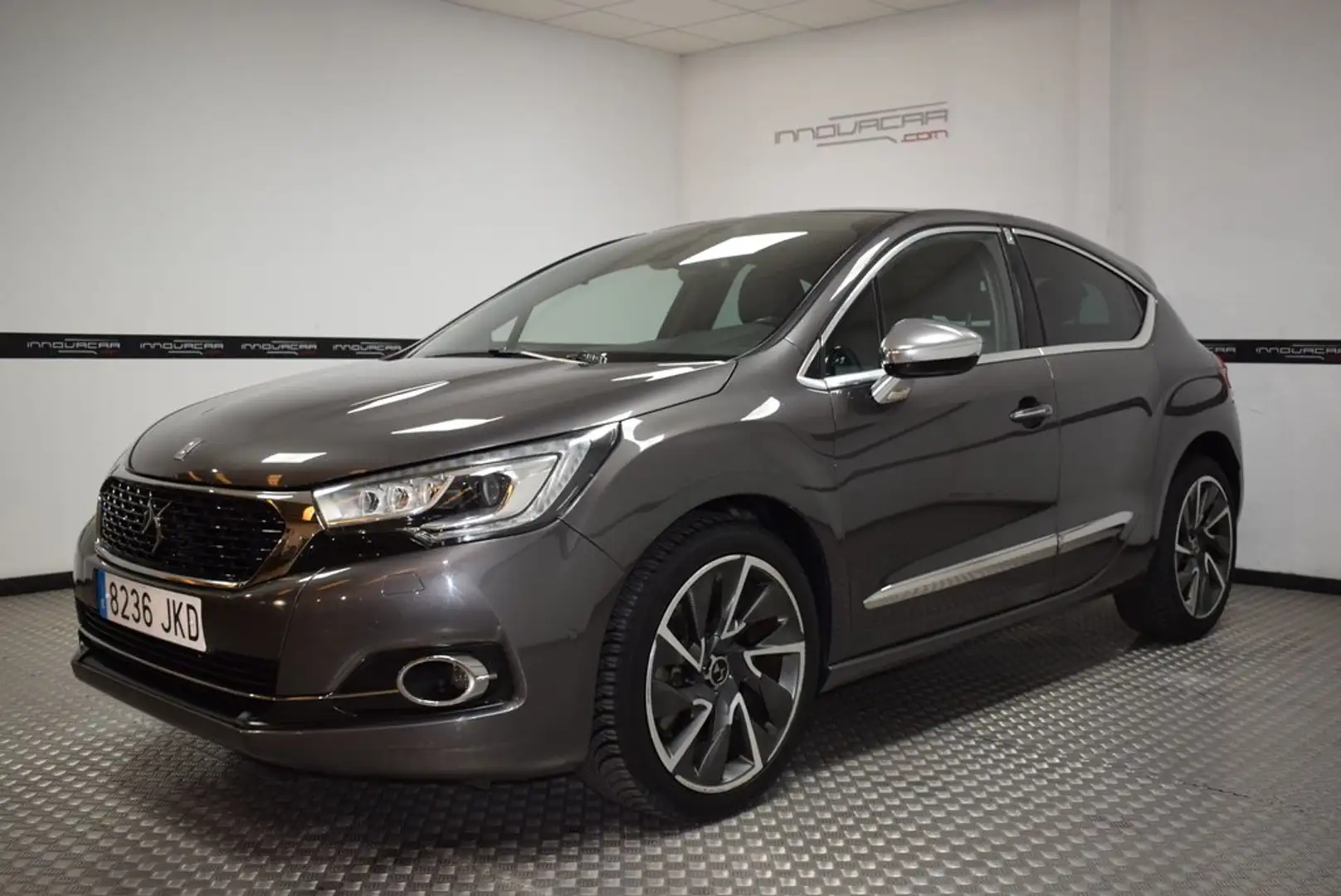 DS Automobiles DS 4 BlueHDi 180 S&S EAT6 Sport Gris - 1