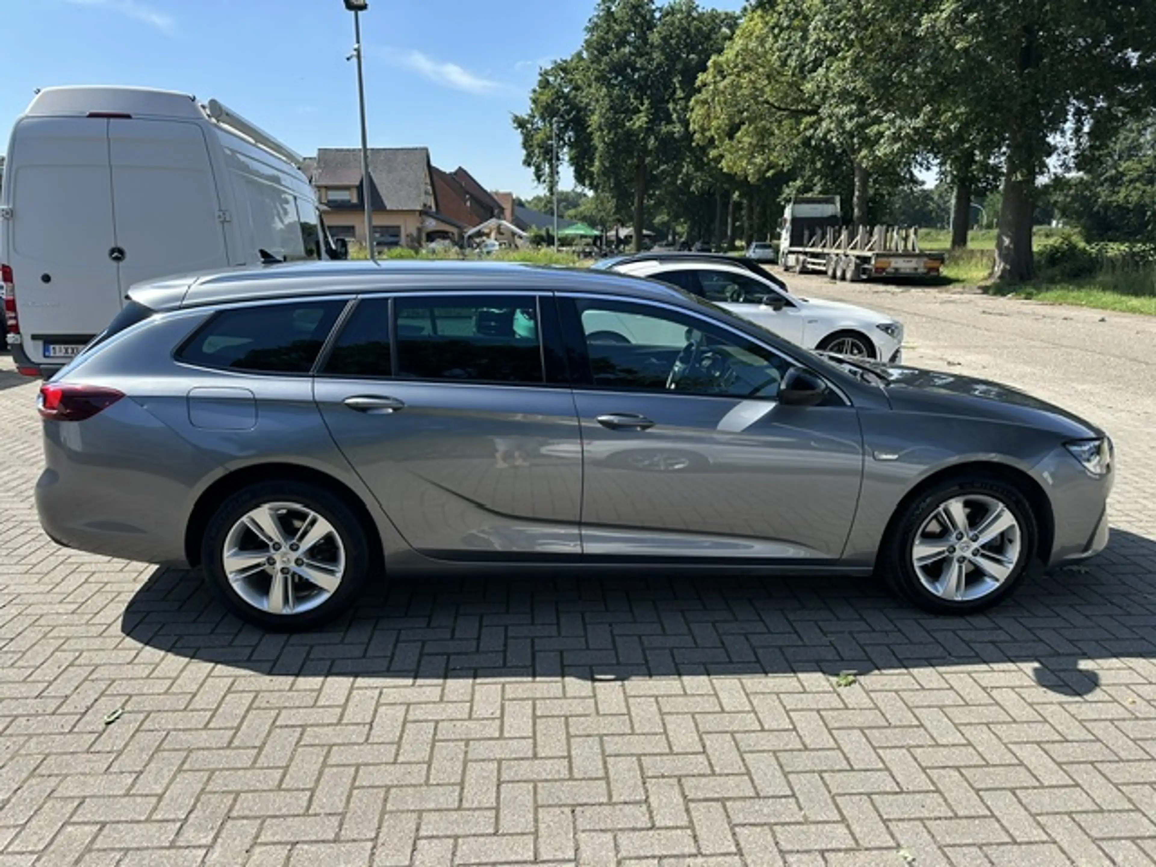 Opel Insignia Insignia Sports Tourer 1.5 Turbo D met optie's in goede staat! — photo 3