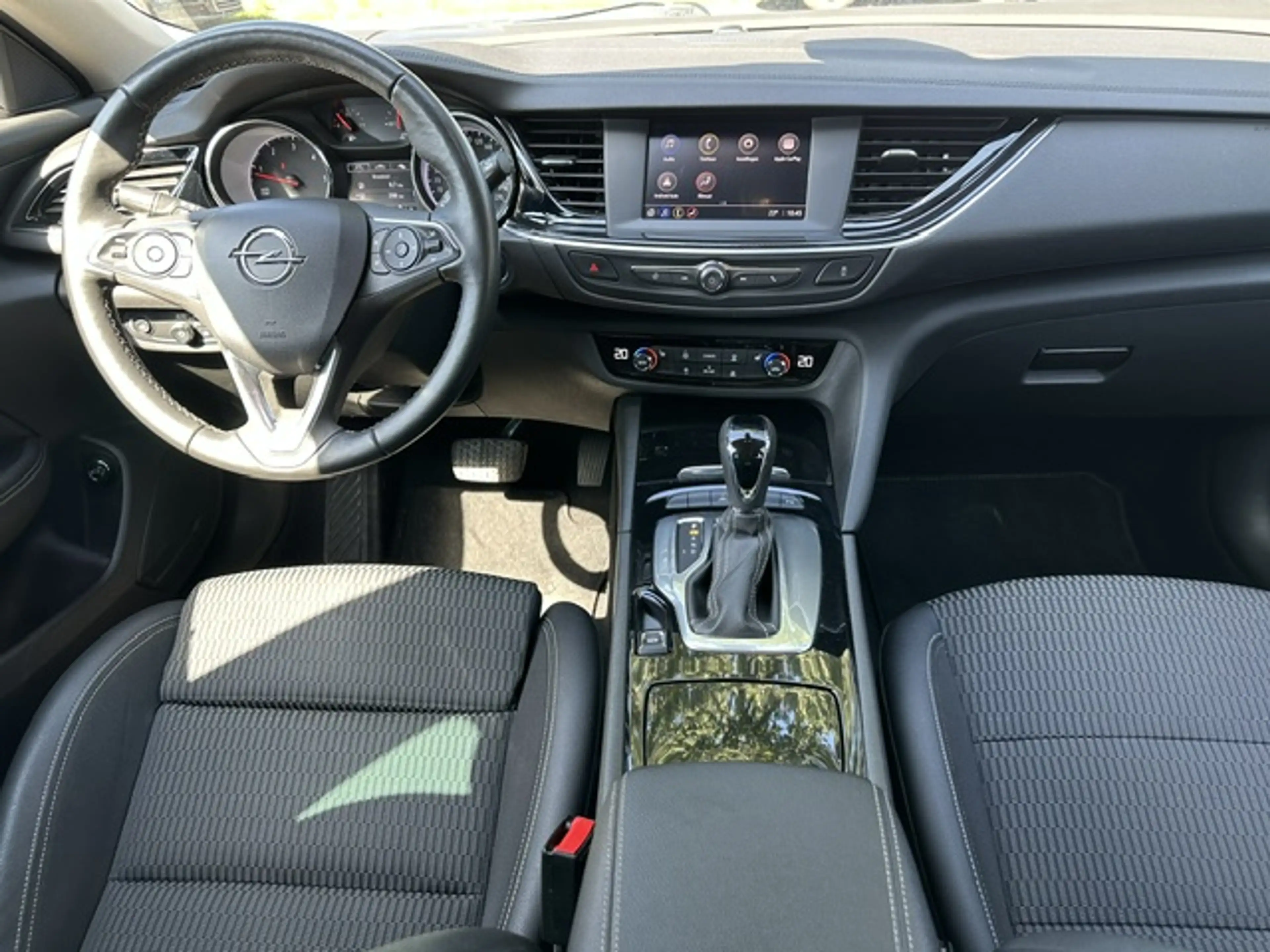 Opel Insignia Insignia Sports Tourer 1.5 Turbo D met optie's in goede staat! — photo 13