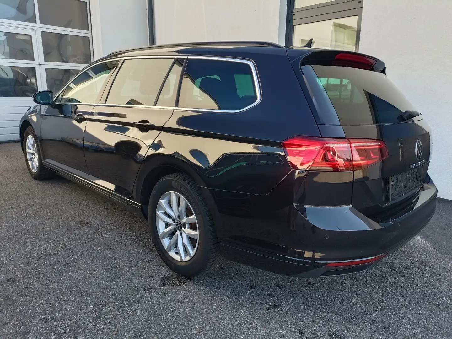Volkswagen Passat Variant Elegance 2,0 SCR TDI DSG,MATRIX,RADAR,APP,Sitzhzg. Schwarz - 2