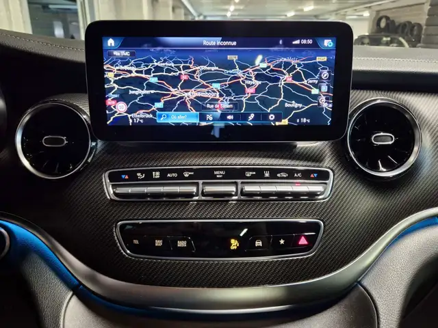 Mercedes-Benz V-Class view 10