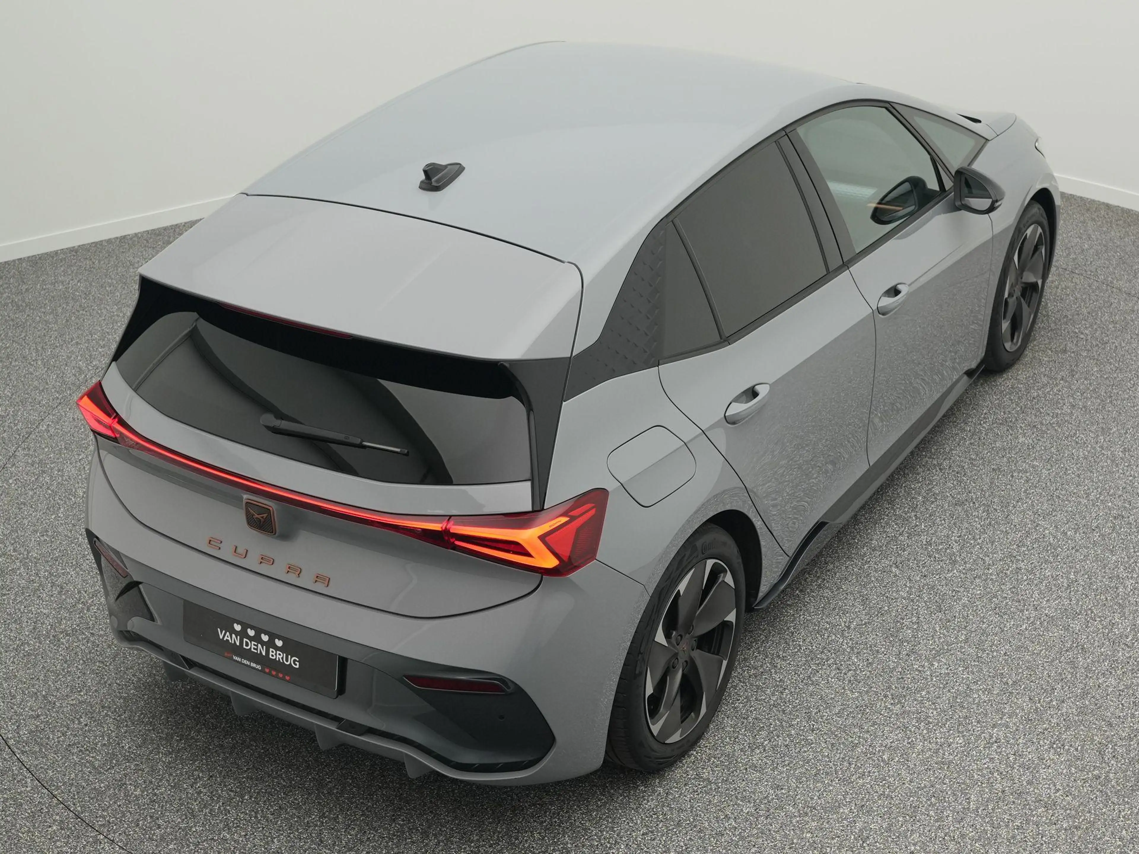 CUPRA Born Adrenaline 62 kWh 230pk | SOH 98% | Warmtepomp | N — photo 13