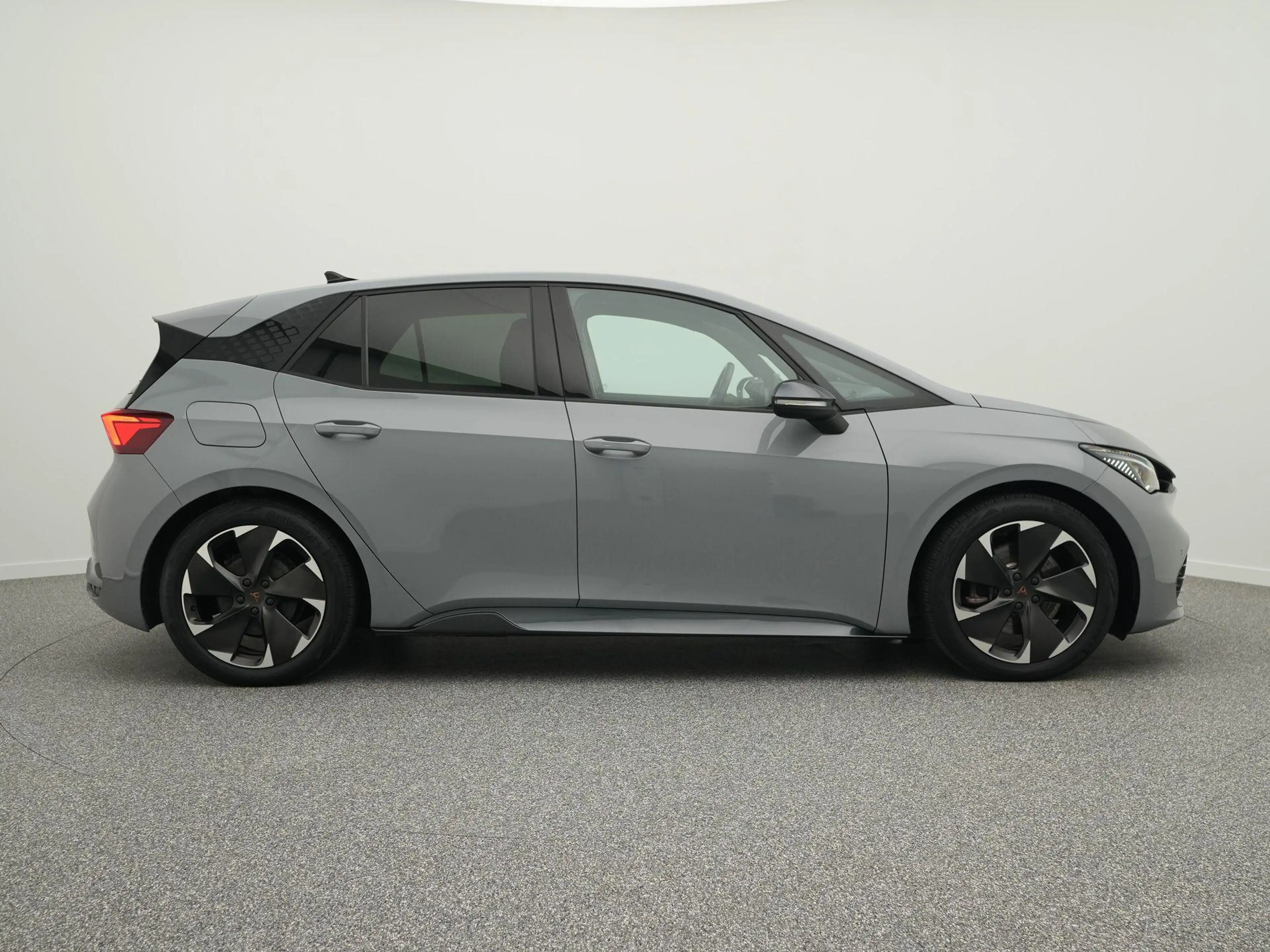 CUPRA Born Adrenaline 62 kWh 230pk | SOH 98% | Warmtepomp | N — photo 2