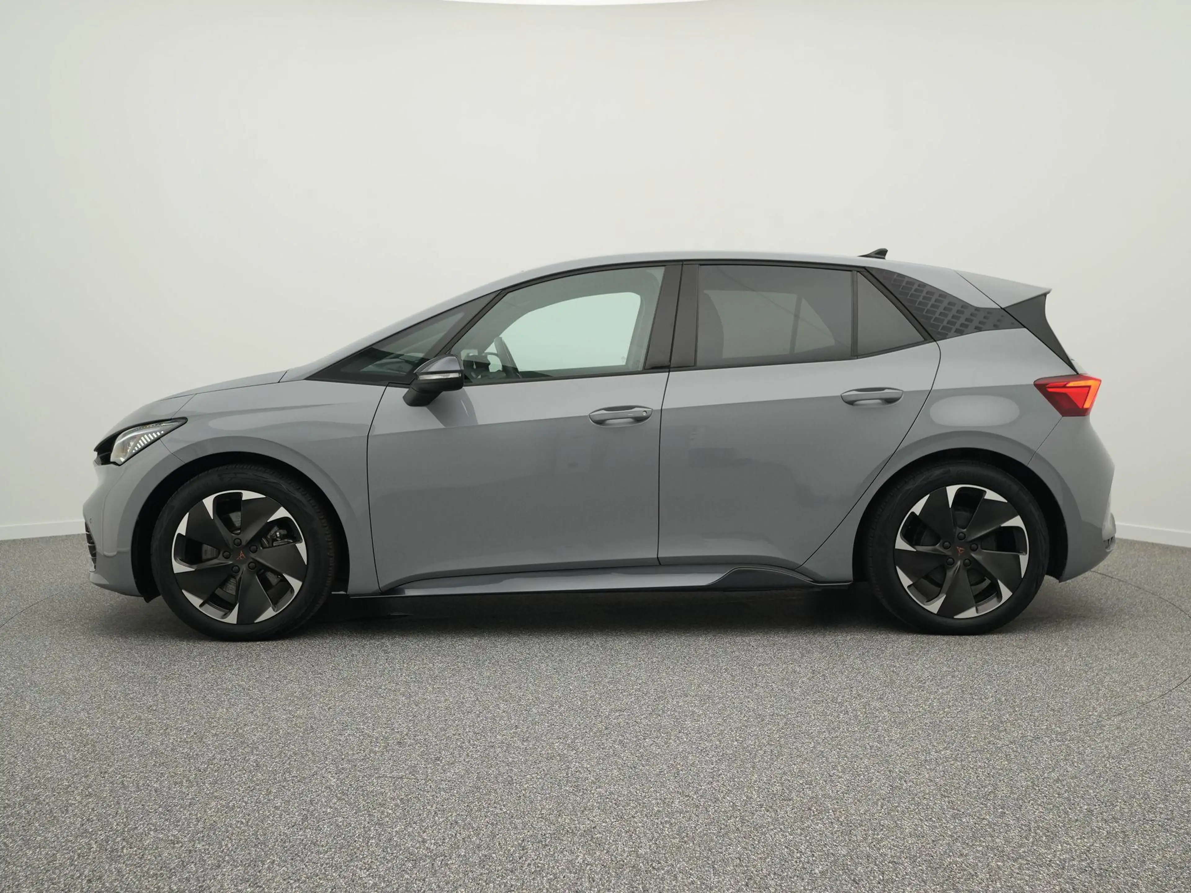 CUPRA Born Adrenaline 62 kWh 230pk | SOH 98% | Warmtepomp | N — photo 12