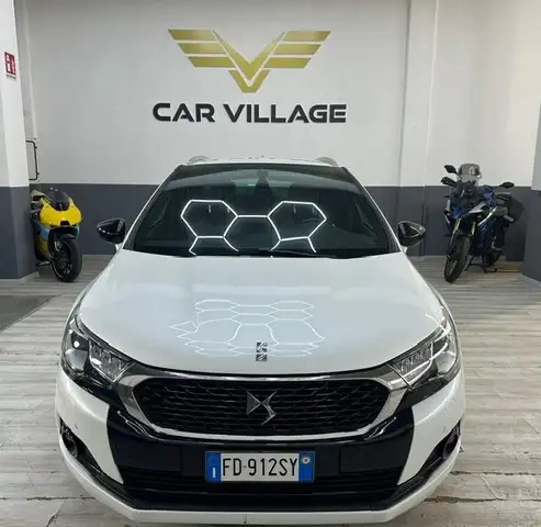 DS Automobiles DS 4 Crossback DS 4 Crossback BlueHDi 180 S&S EAT6 Sport Chic