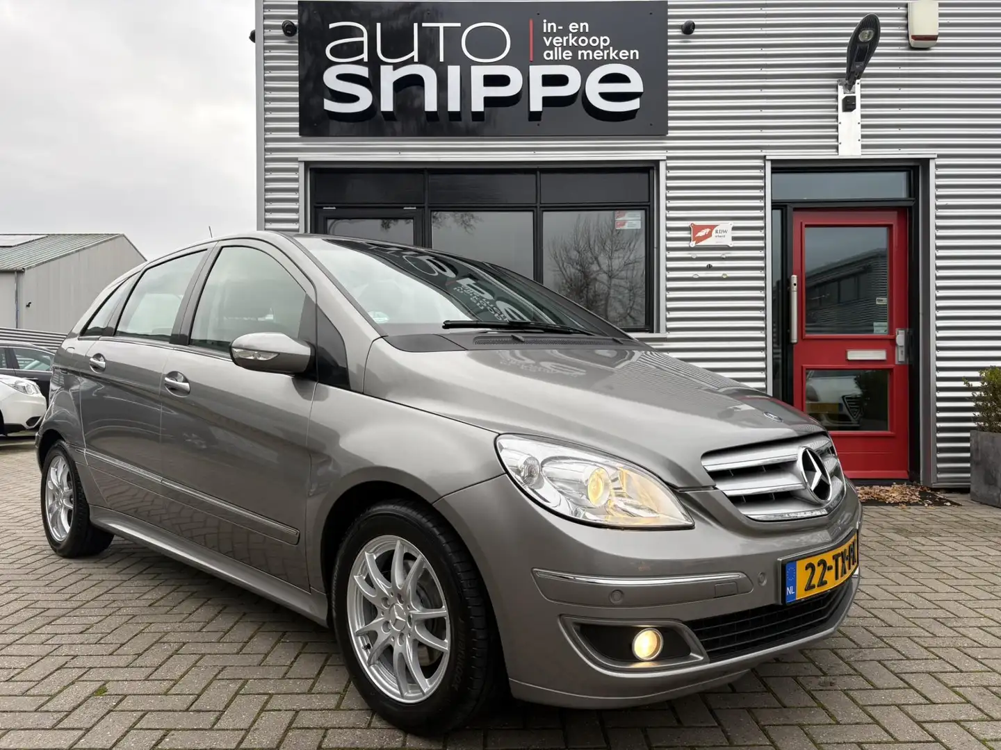 Mercedes-Benz B 200 -AUTOMAAT-CLIMA-CRUISECONTROL-TREKHAAK-1500 KG TRE Szürke - 2