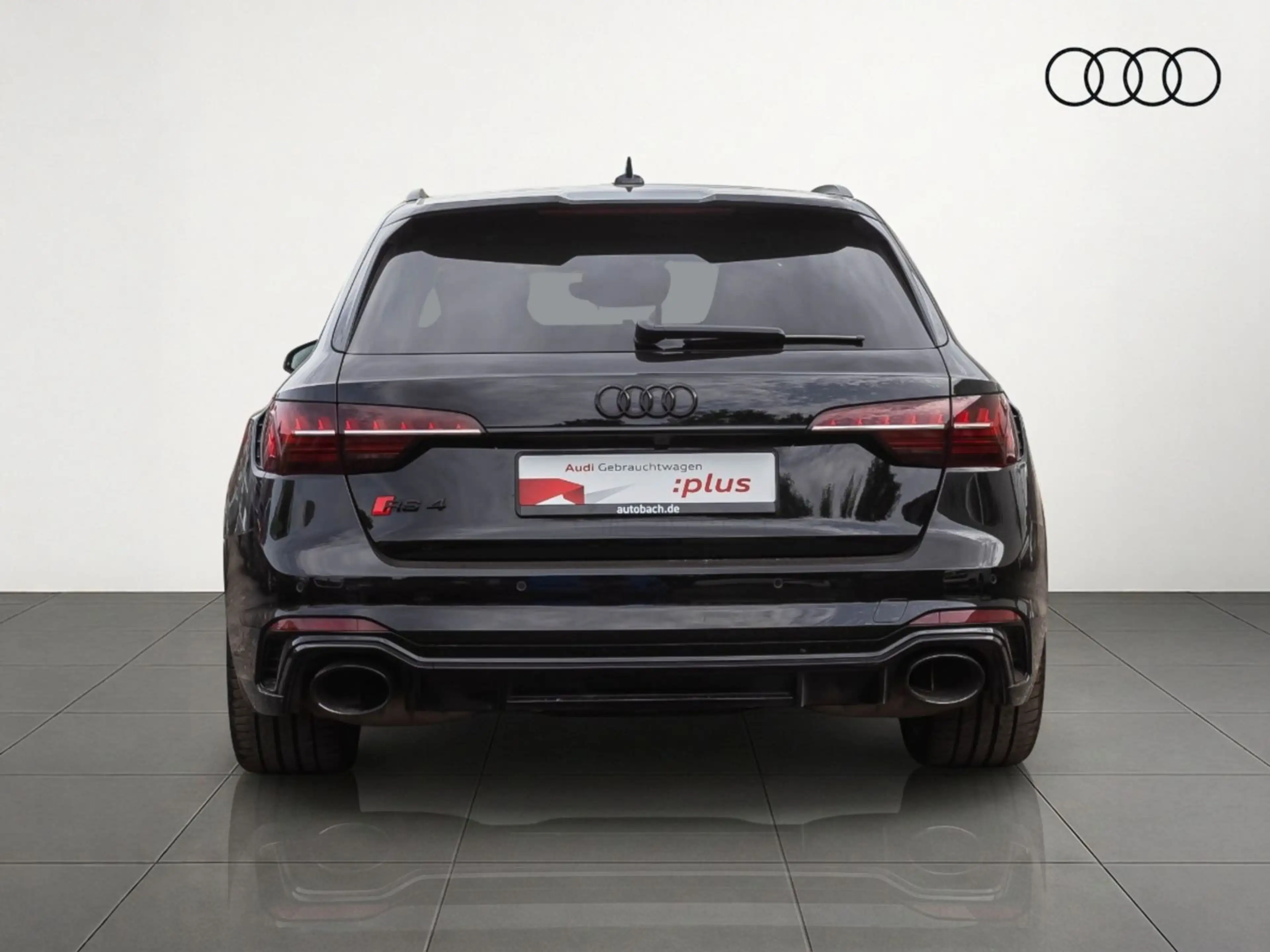 Audi RS4 RS4 Avant Matrix Sportfahrwerk Sportabgasanlage — photo 8