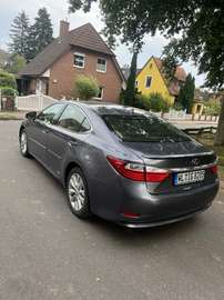 Lexus ES 300h