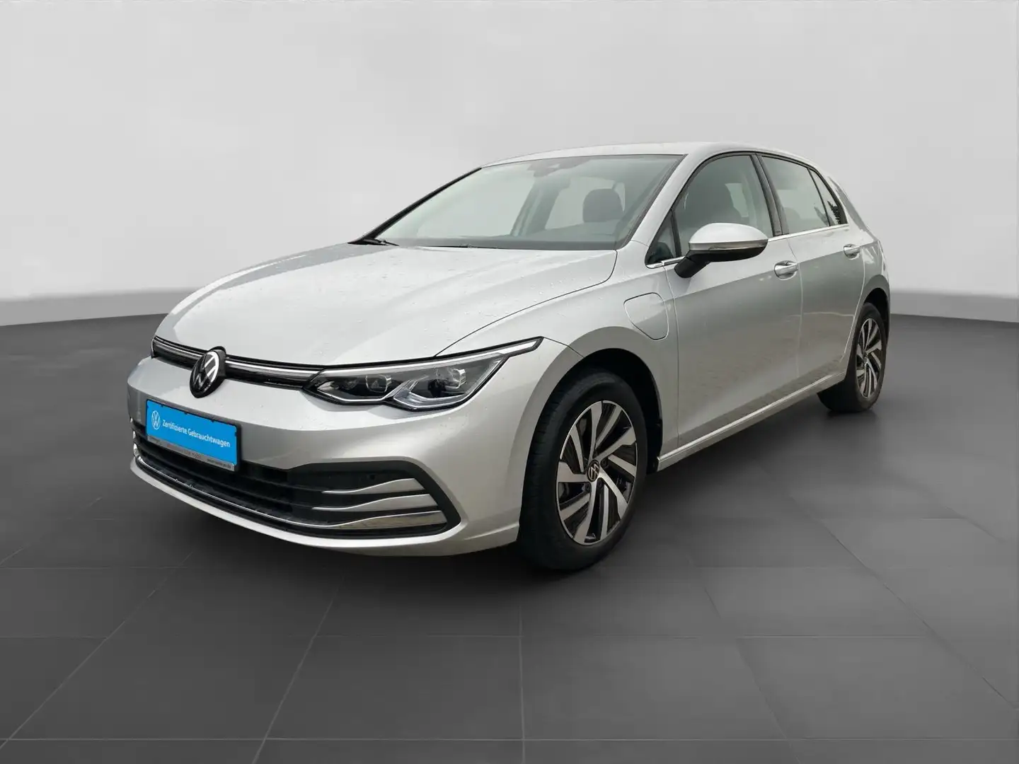 Volkswagen Golf 1.4 eHybrid DSG STYLE KAMERA ACC behMFL Silber - 2