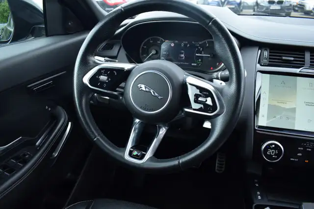 Jaguar E-Pace view 15