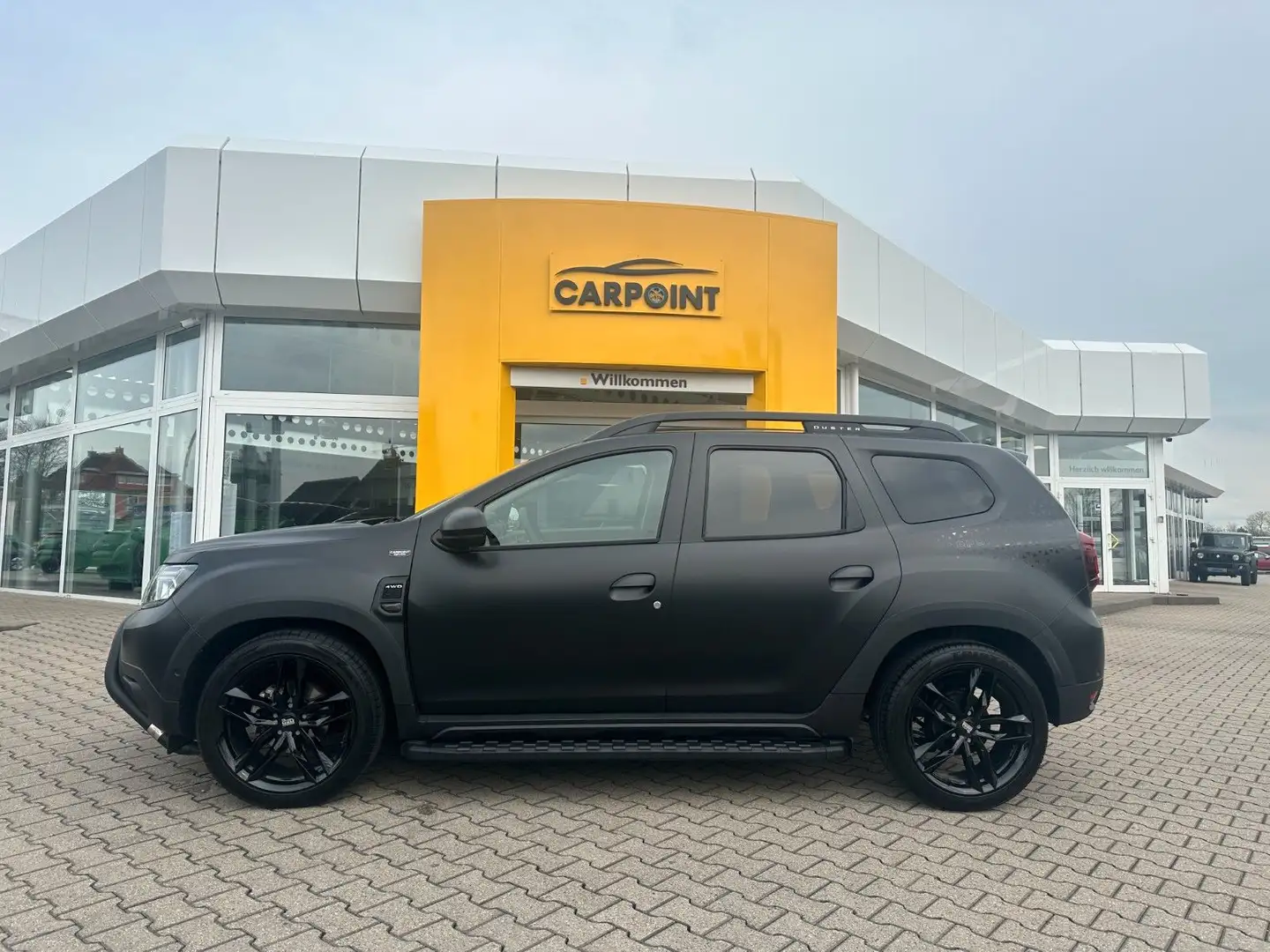 Dacia Duster TCe 150 4WD CARPOINT BLACK EDITION Fekete - 2