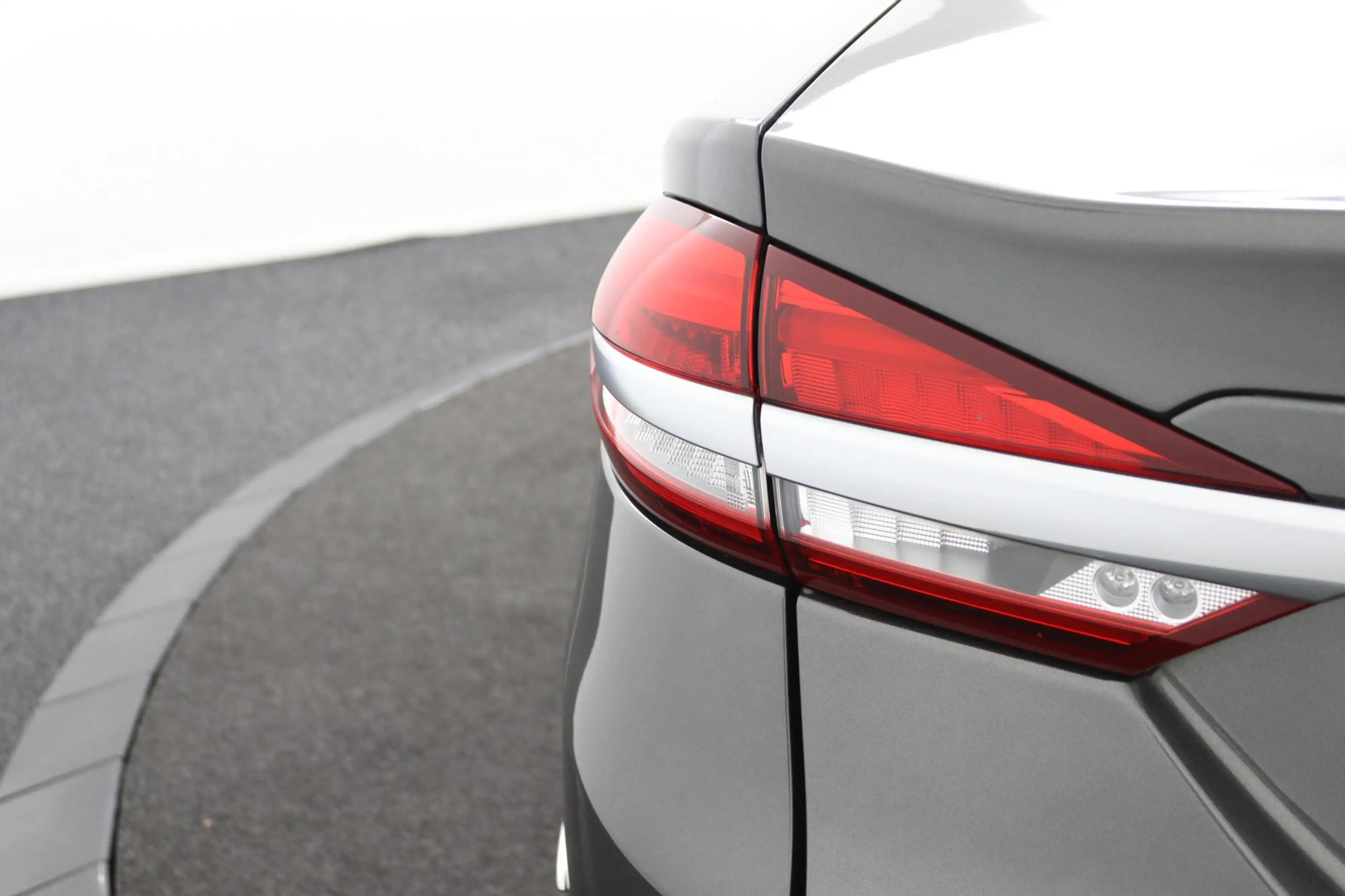 Ford Mondeo 2.0 IVCT HEV Vignale Rijklaarprijs! — photo 15