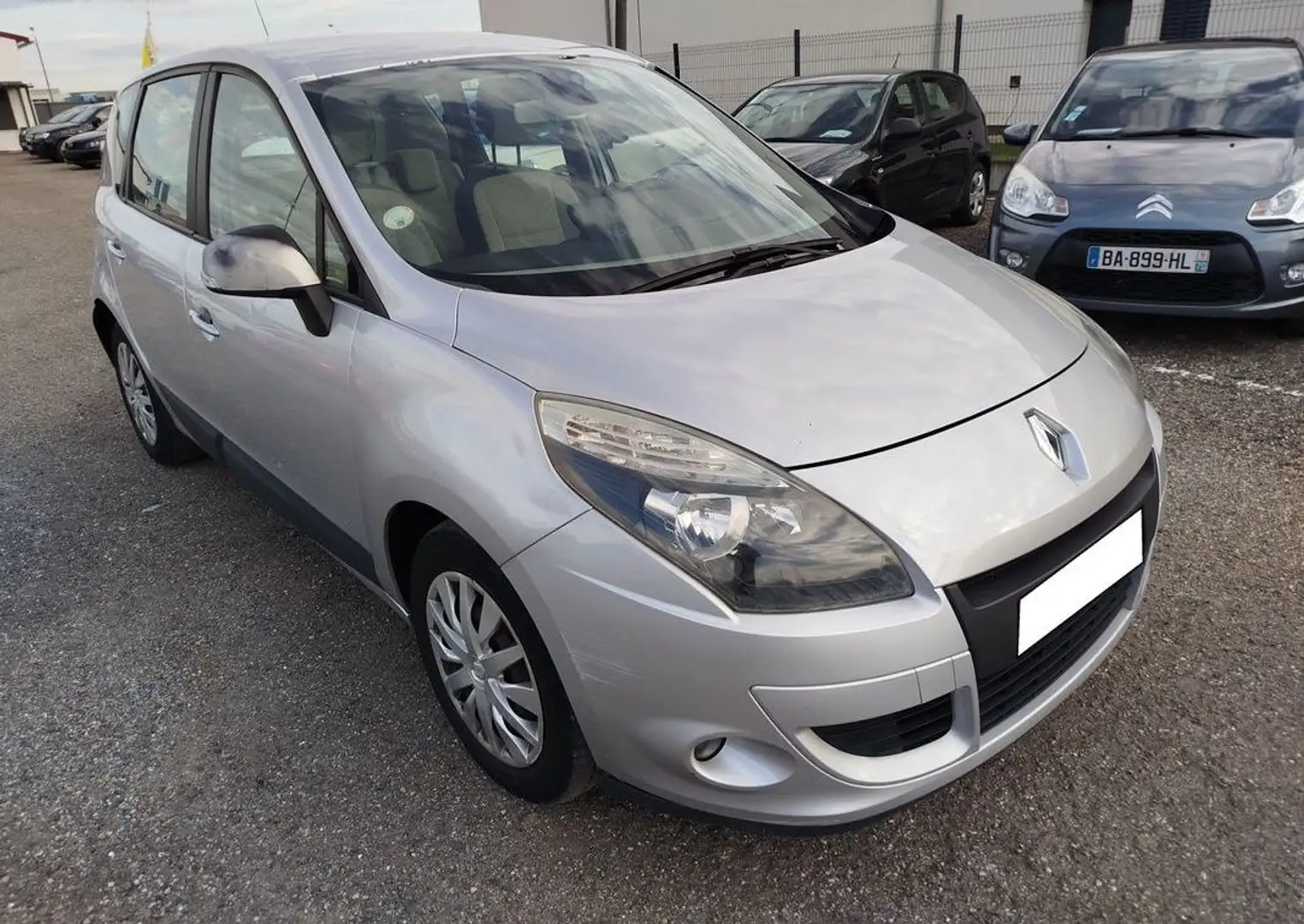 Renault Scenic Scénic III 1.5 dCi FAP eco2 110 cv Argent - 2