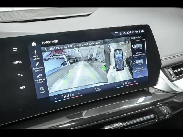 BMW 2 Series view 14