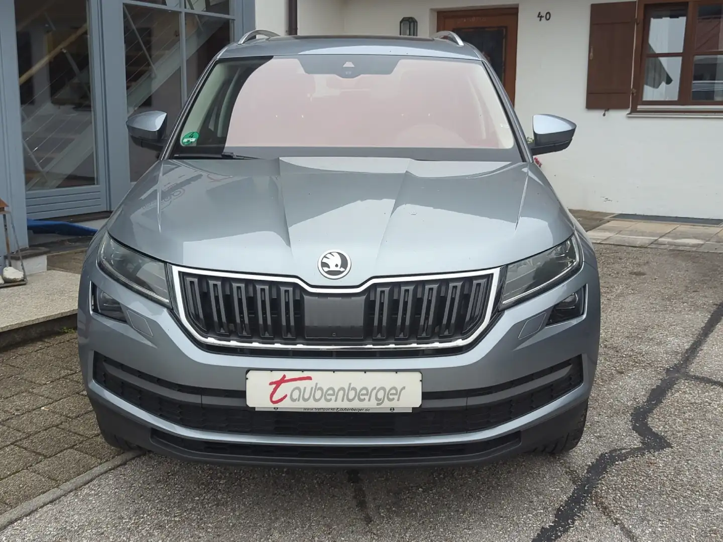 Skoda Kodiaq 2.0 TSI DSG Style 4x4 *Columb.,ACC,Leder* Grau - 2
