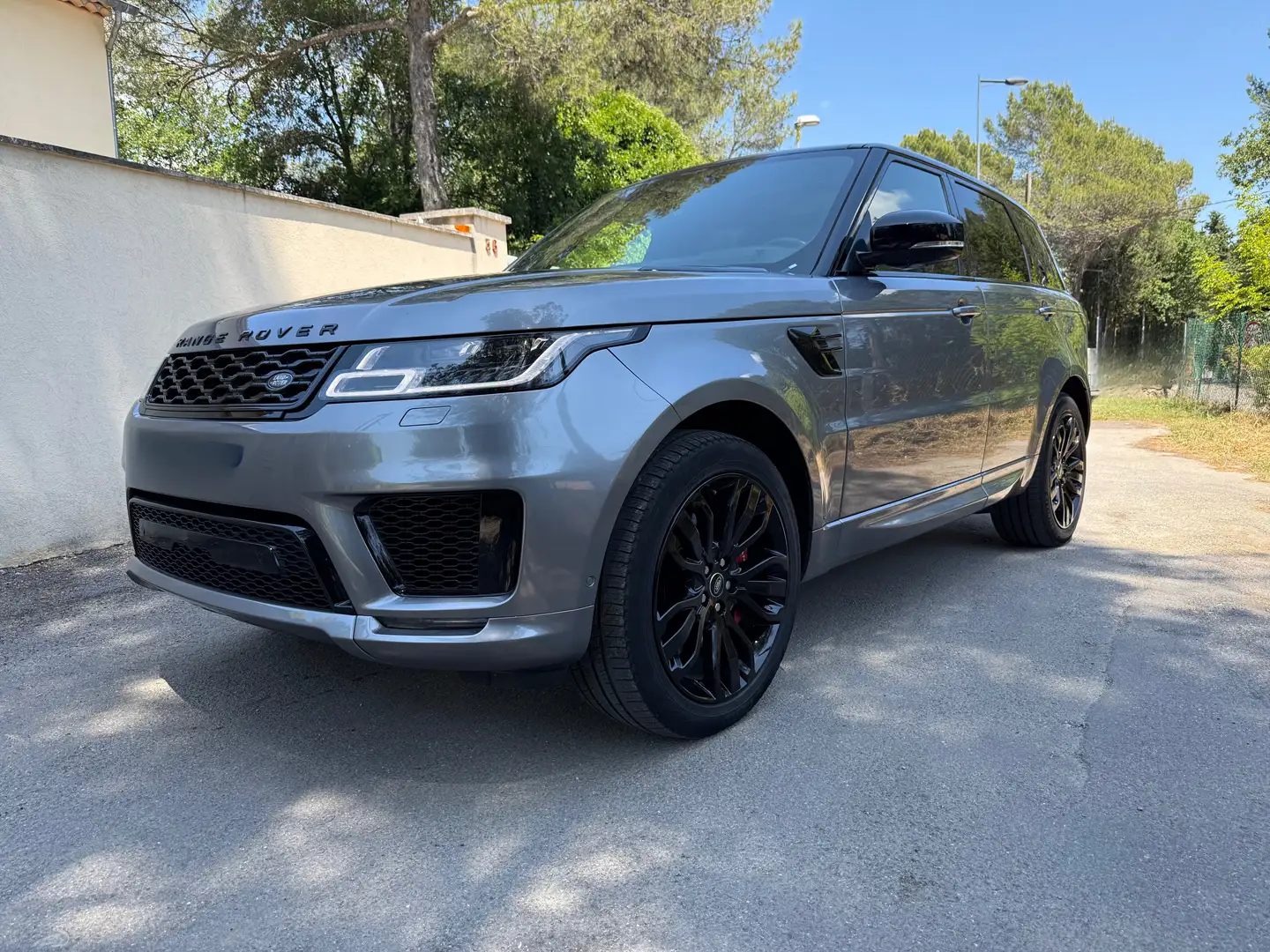 Land Rover Range Rover Sport Range Rover Sport P400e PHEV 2.0L 404ch HSE Gris - 1