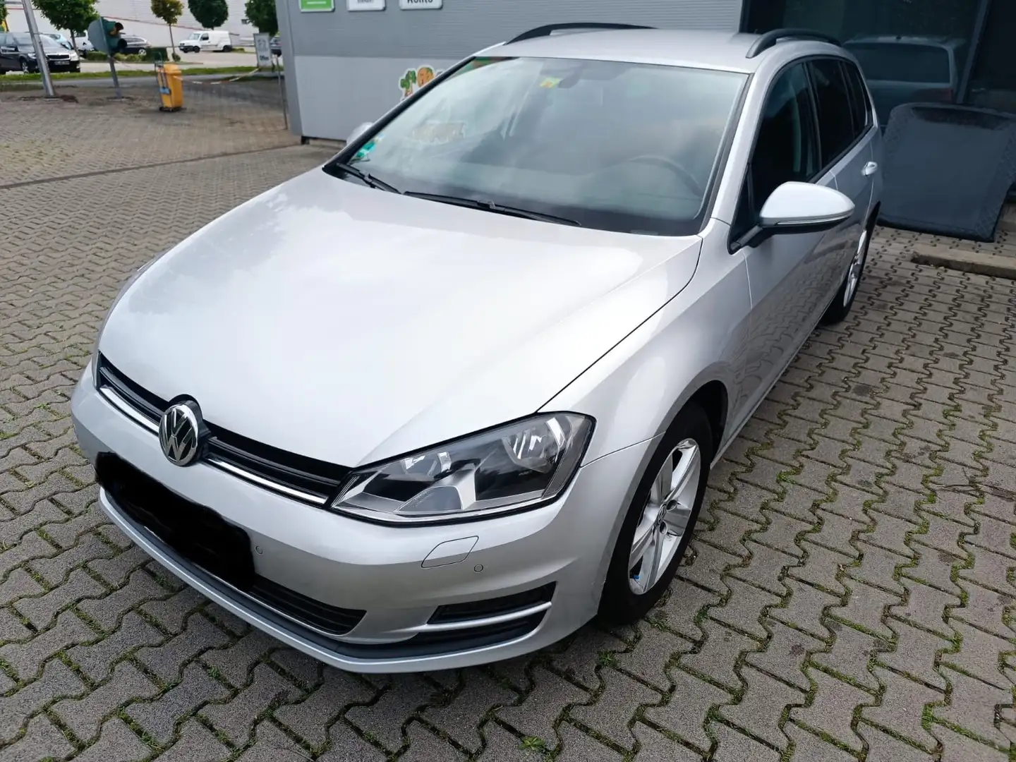Volkswagen Golf Variant Golf Variant 1.2 TSI Comfortline Silber - 1