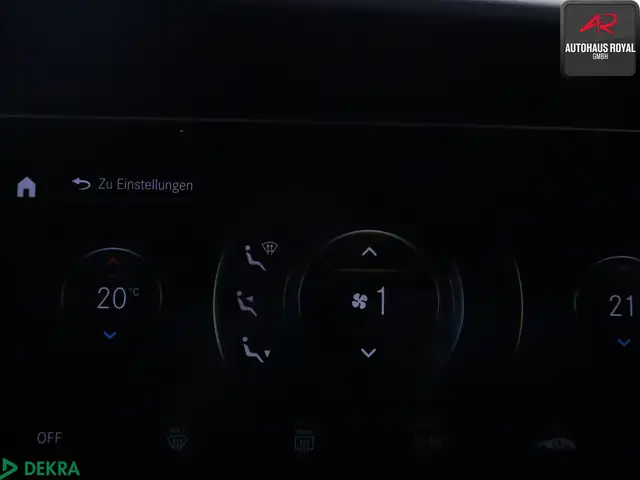 Mercedes-Benz E-Class view 16
