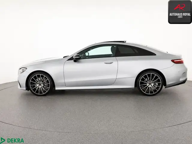 Mercedes-Benz E-Class view 2