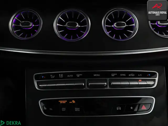 Mercedes-Benz E-Class view 20