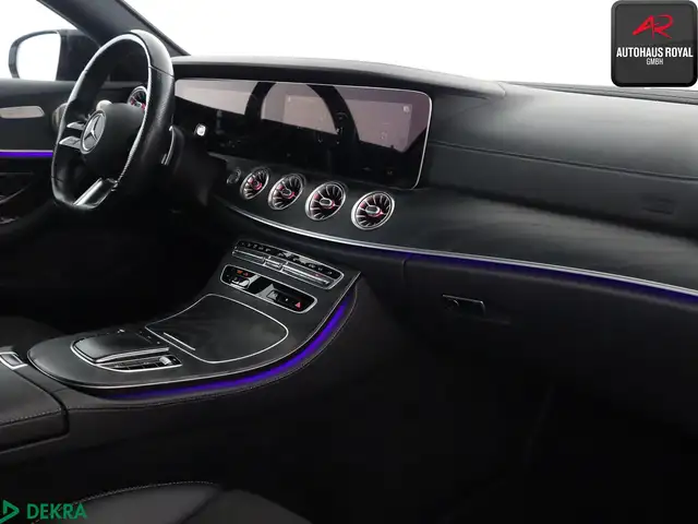 Mercedes-Benz E-Class view 10