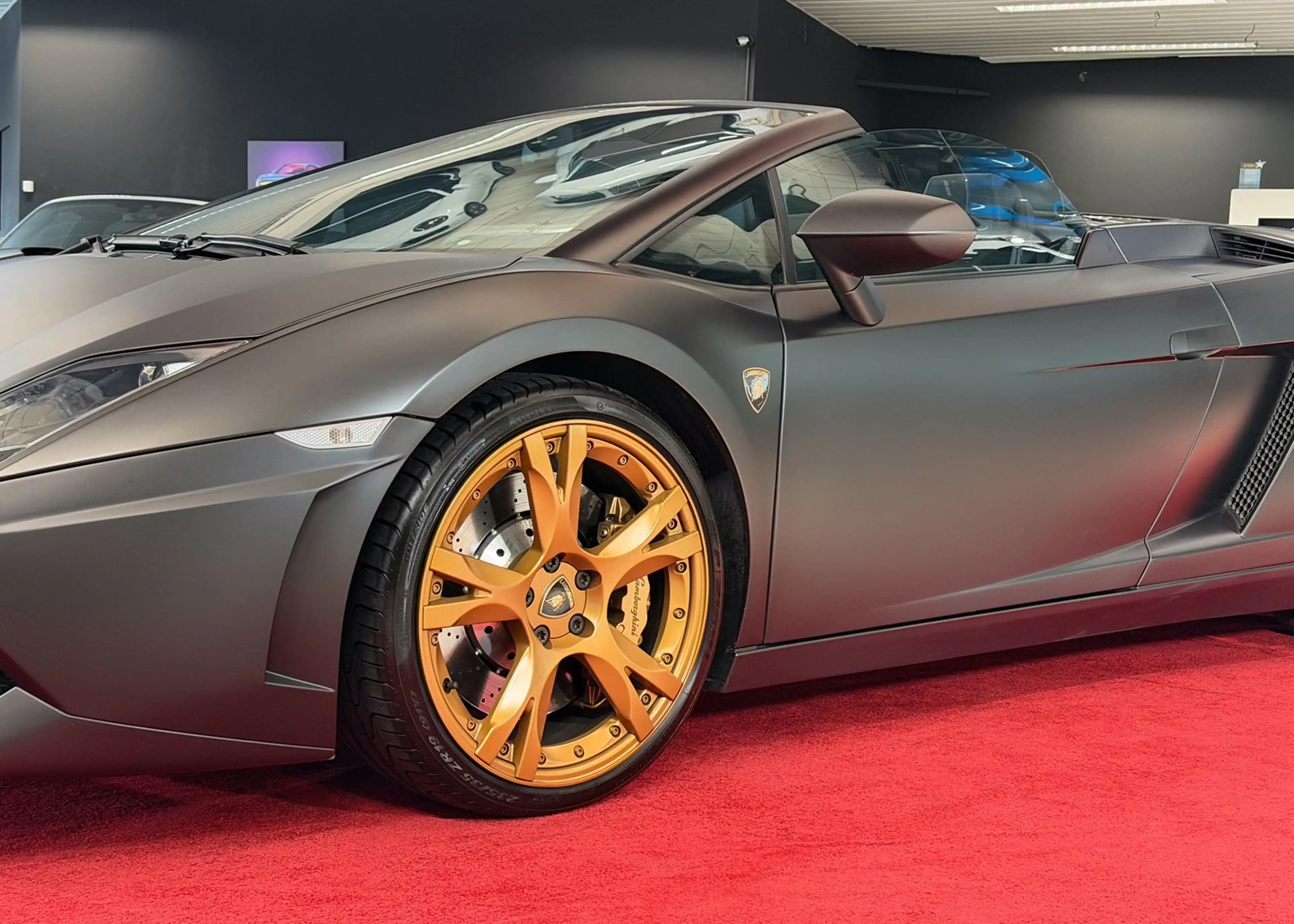 Lamborghini Gallardo LP560-4 Spyder LIFT MATT Ad-Personam — photo 5