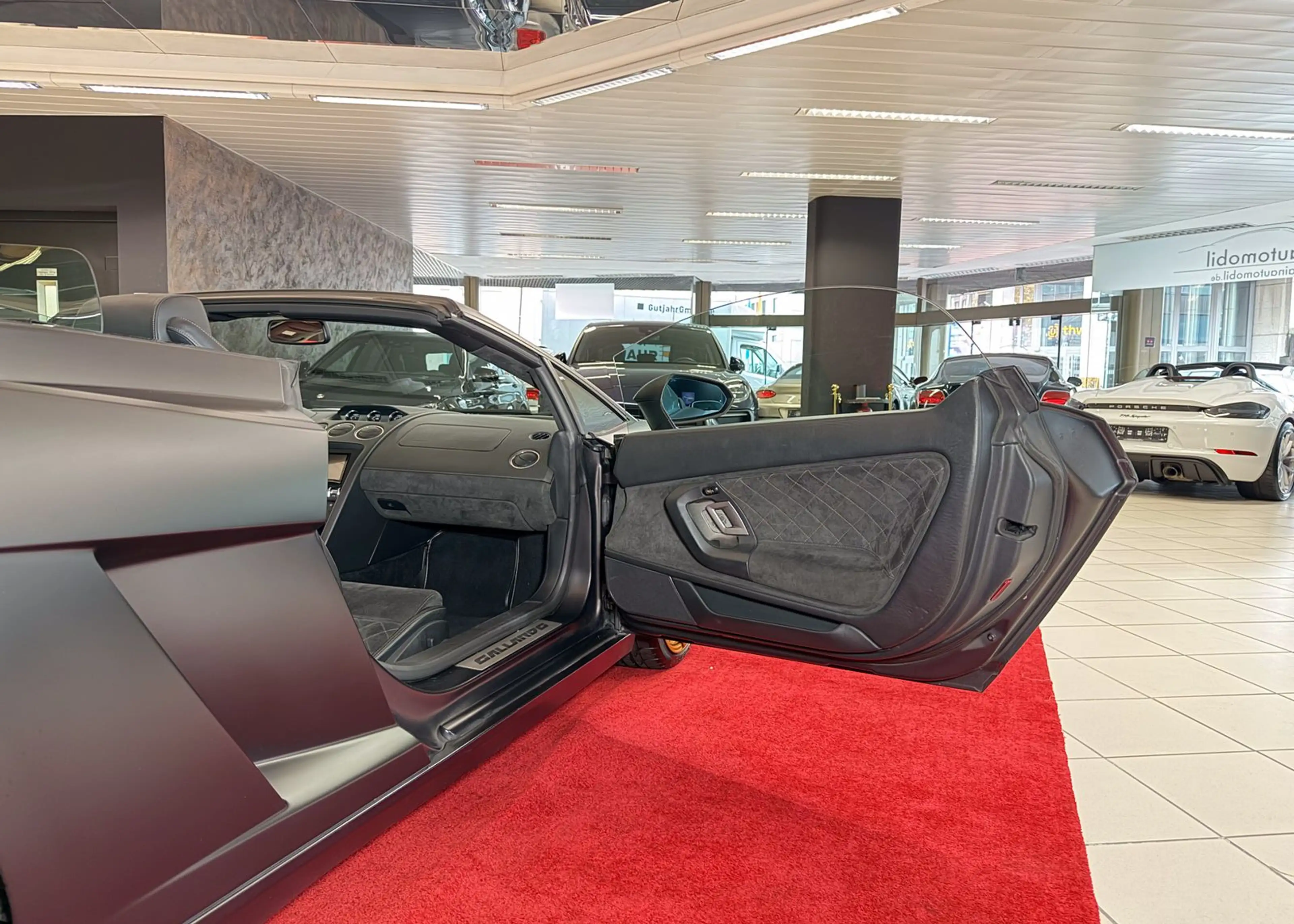 Lamborghini Gallardo LP560-4 Spyder LIFT MATT Ad-Personam — photo 38