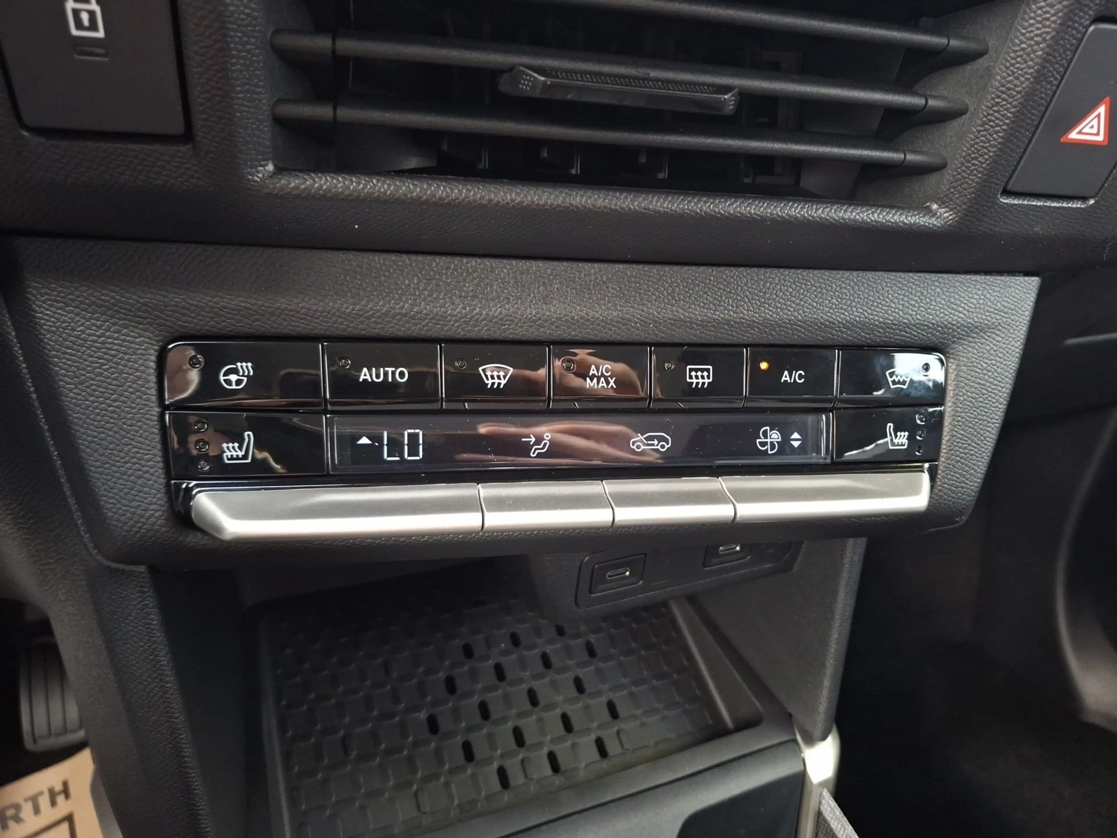 Opel Frontera 1.2 Edition W LED+Navi+SHZ+Winterp.+PDC — photo 14