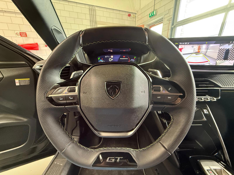 Peugeot 2008 1.2 Hybrid 145 GT Automaat, Carplay, Camera — photo 17