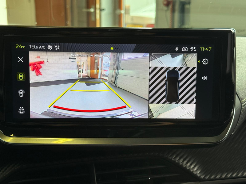 Peugeot 2008 1.2 Hybrid 145 GT Automaat, Carplay, Camera — photo 21