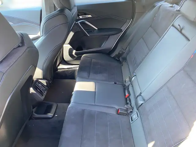 BMW X1 view 11