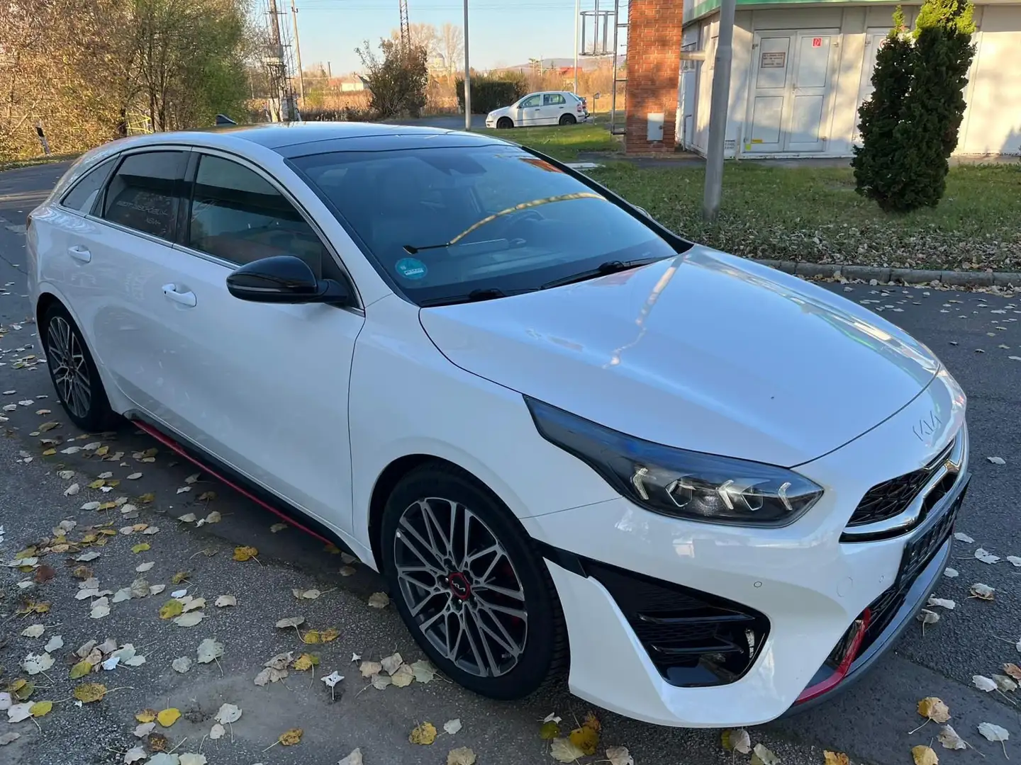 Kia ProCeed / pro_cee'd ProCeed GT PANO JBL ACC CAM ASSIST 4xStzh NAVI Blanc - 2