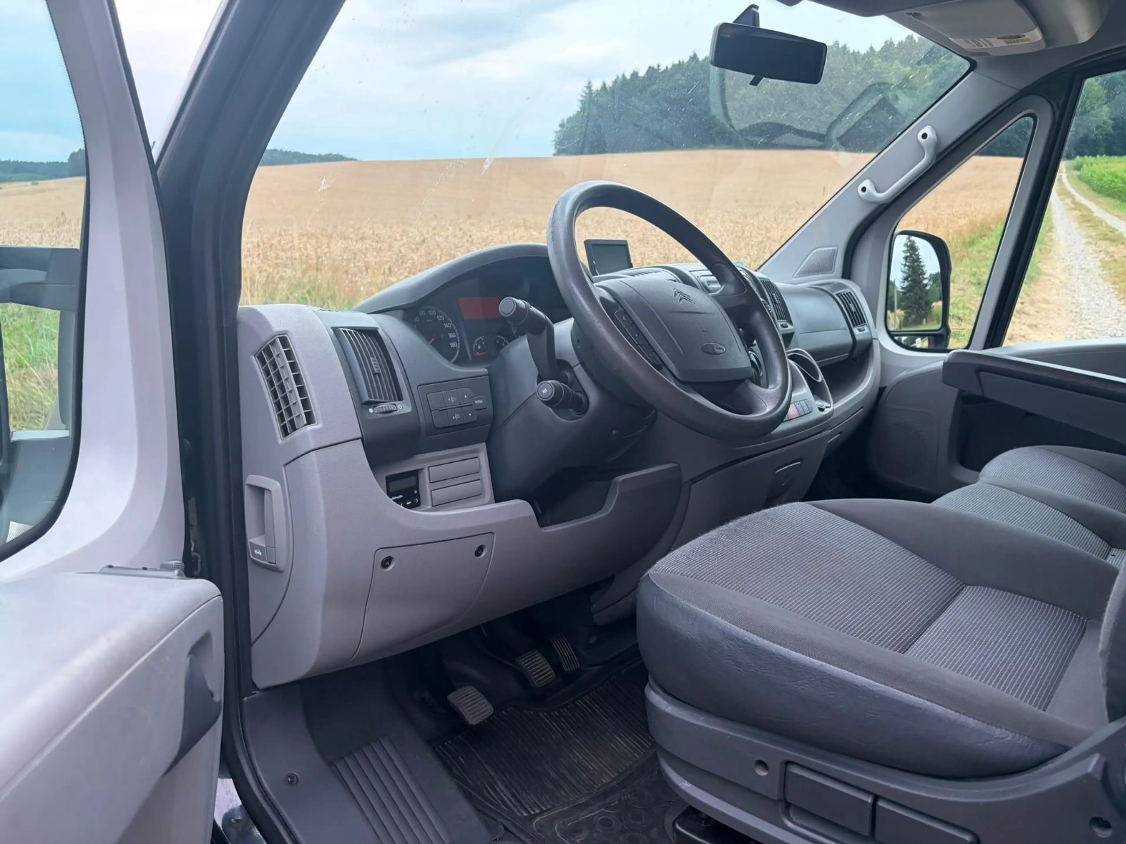 Citroen Jumper Kombi 33 L2H2 HDi 160 FAP — photo 9