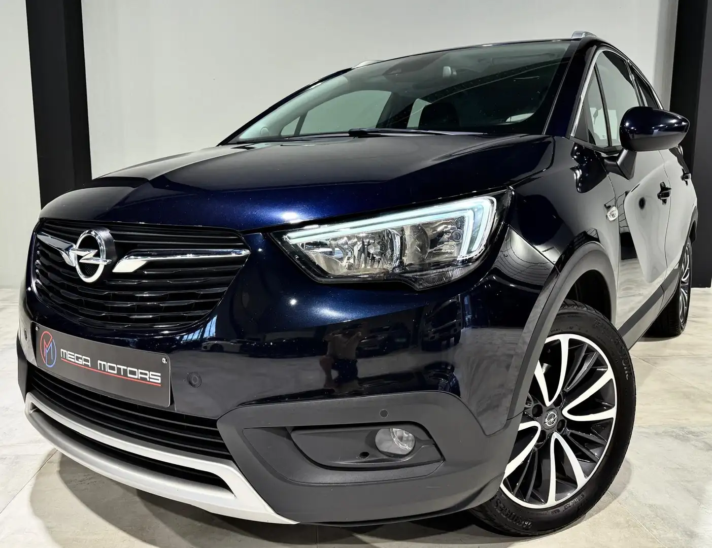 Opel Crossland X 1.2i TURBO 110CV NAVi CAMERA ASSiST CRUiSE CLiM ++ Bleu - 1