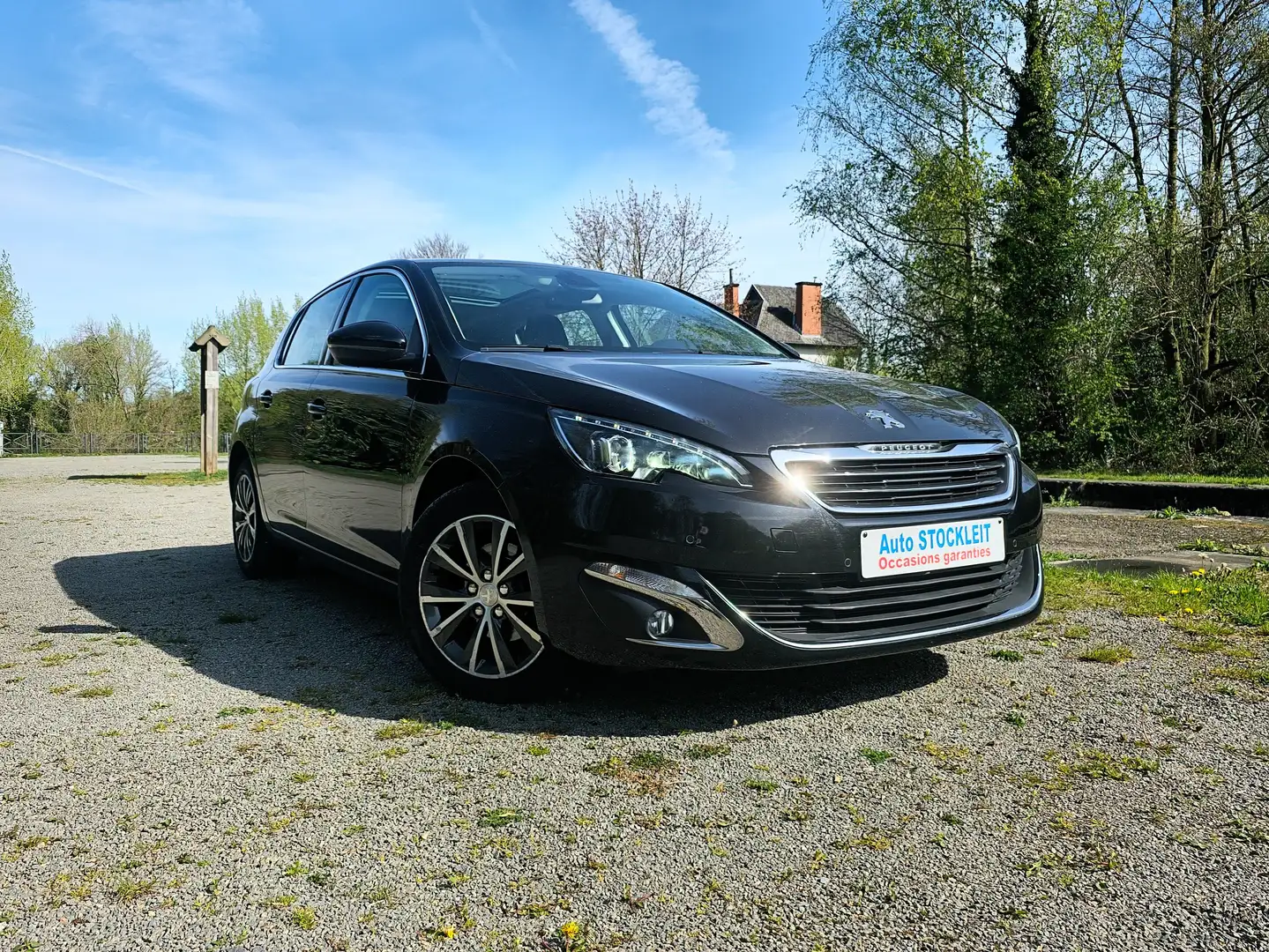 Peugeot 308 SW 1.2 PureTech Allure STT Schwarz - 2