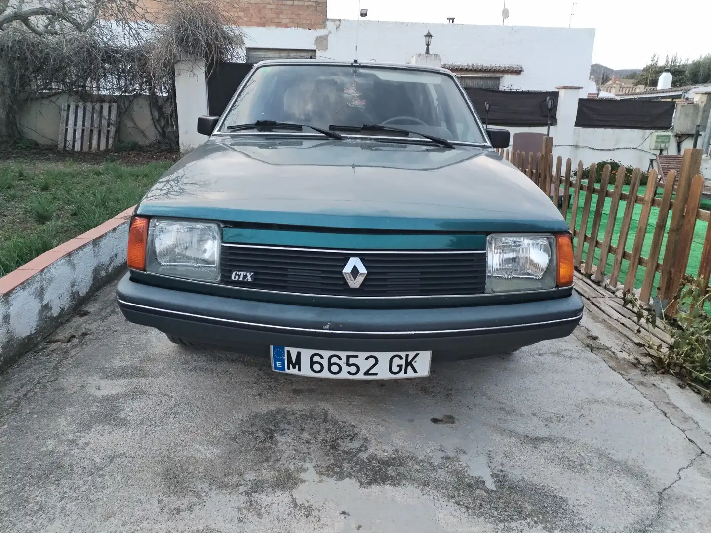 Renault R 18 R18 Familiar 2.0 GTX - 1