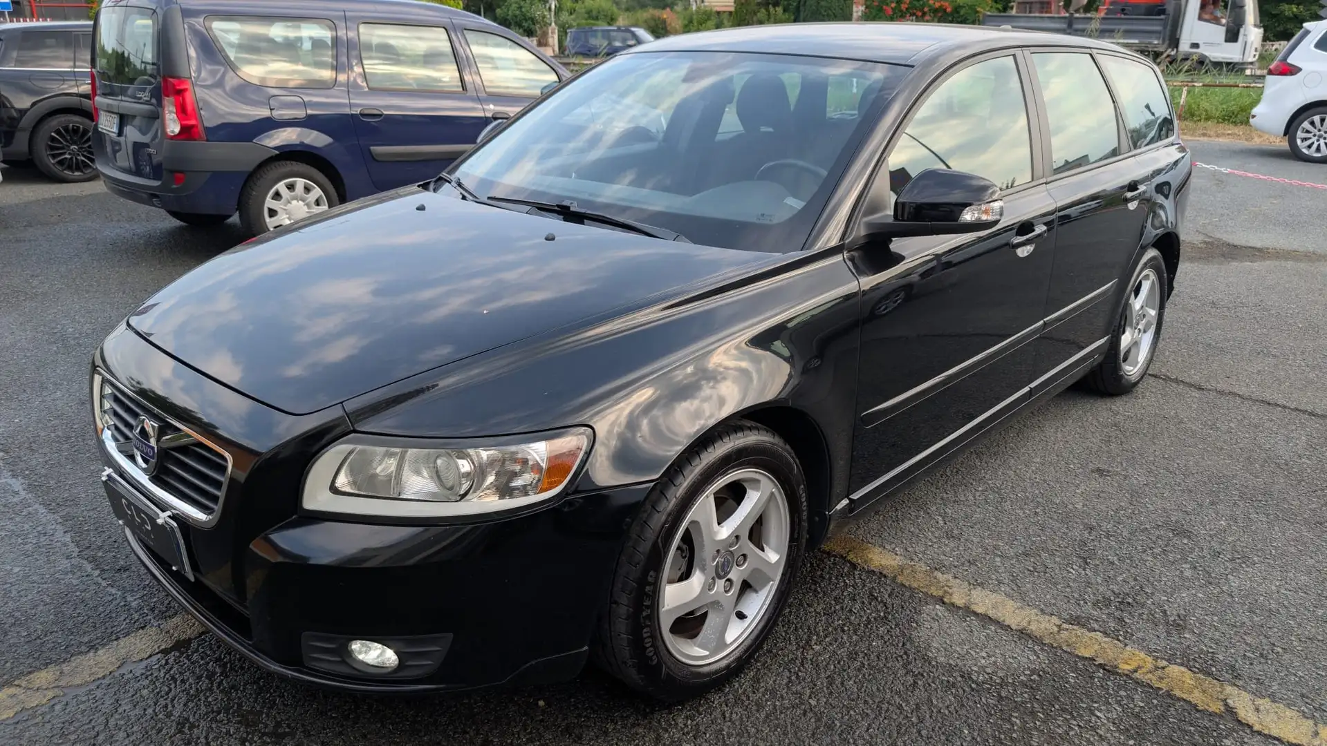Volvo V50 1.6 d2 Polar 115cv Czarny - 2