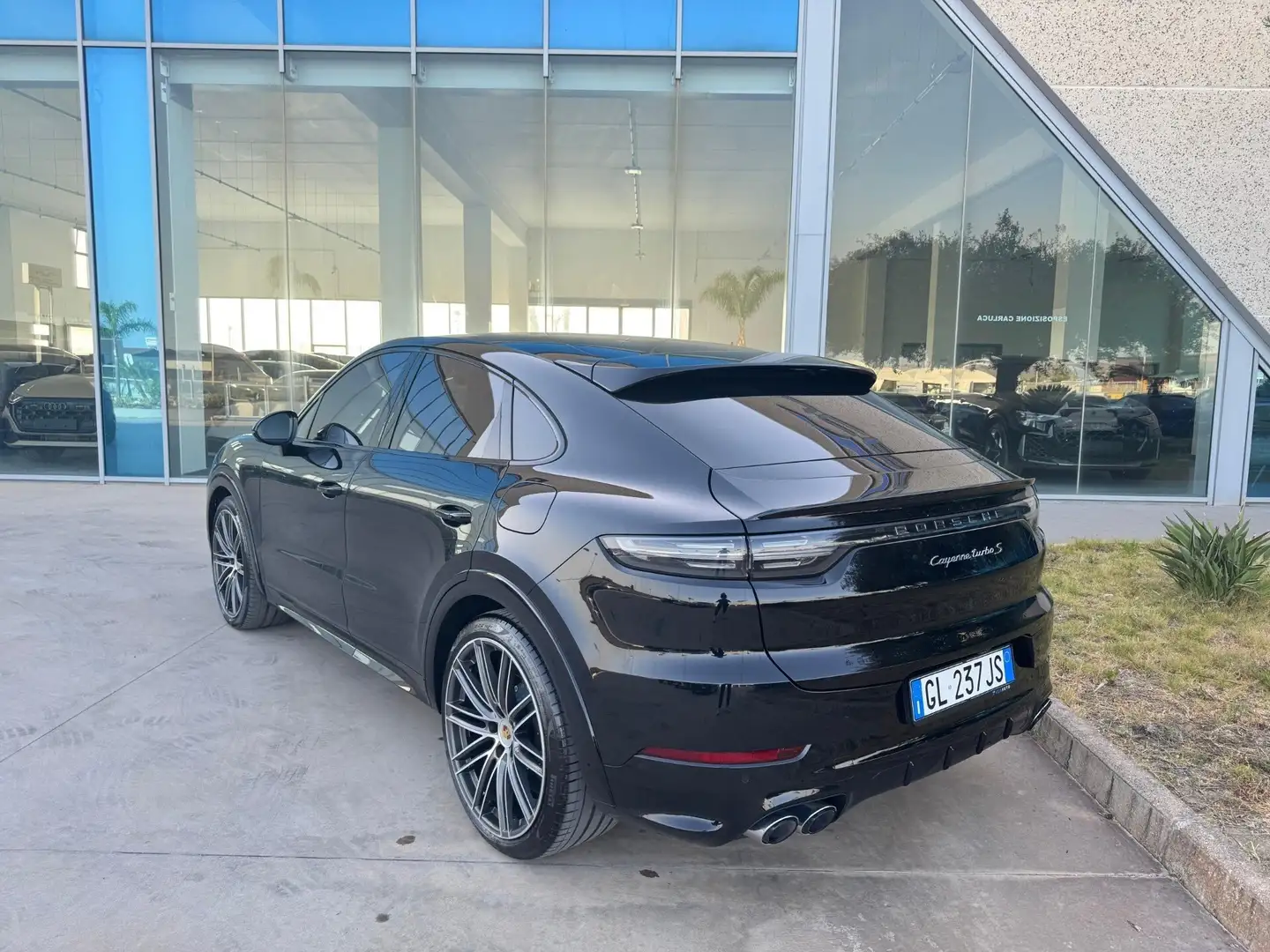 Porsche Cayenne Coupe 4.0 Turbo S SUPER OFFERTA T-Stock Schwarz - 2
