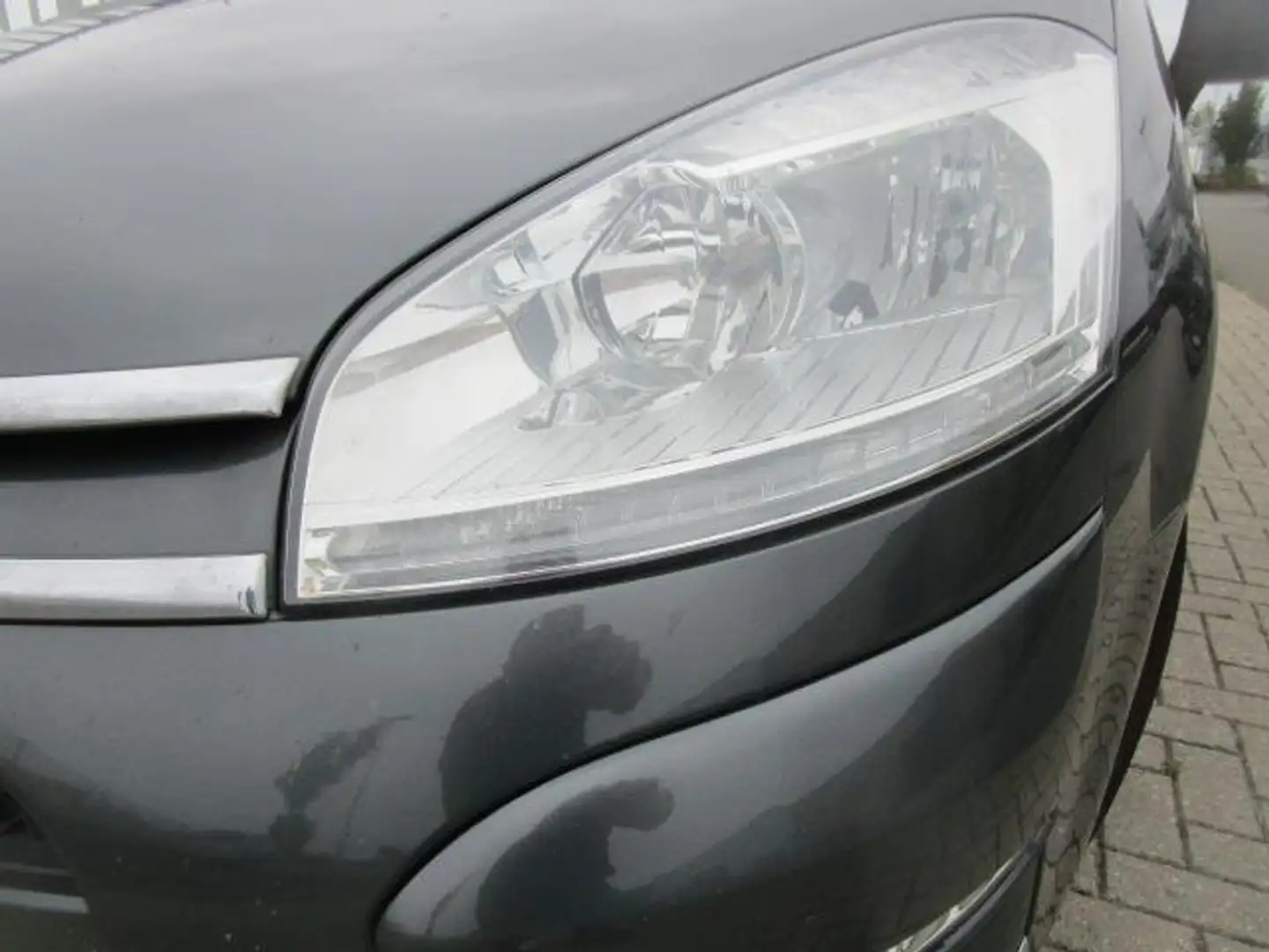 Citroen Grand C4 Picasso 1.6 VTi Collection 7 Pers, Navi Grijs - 2