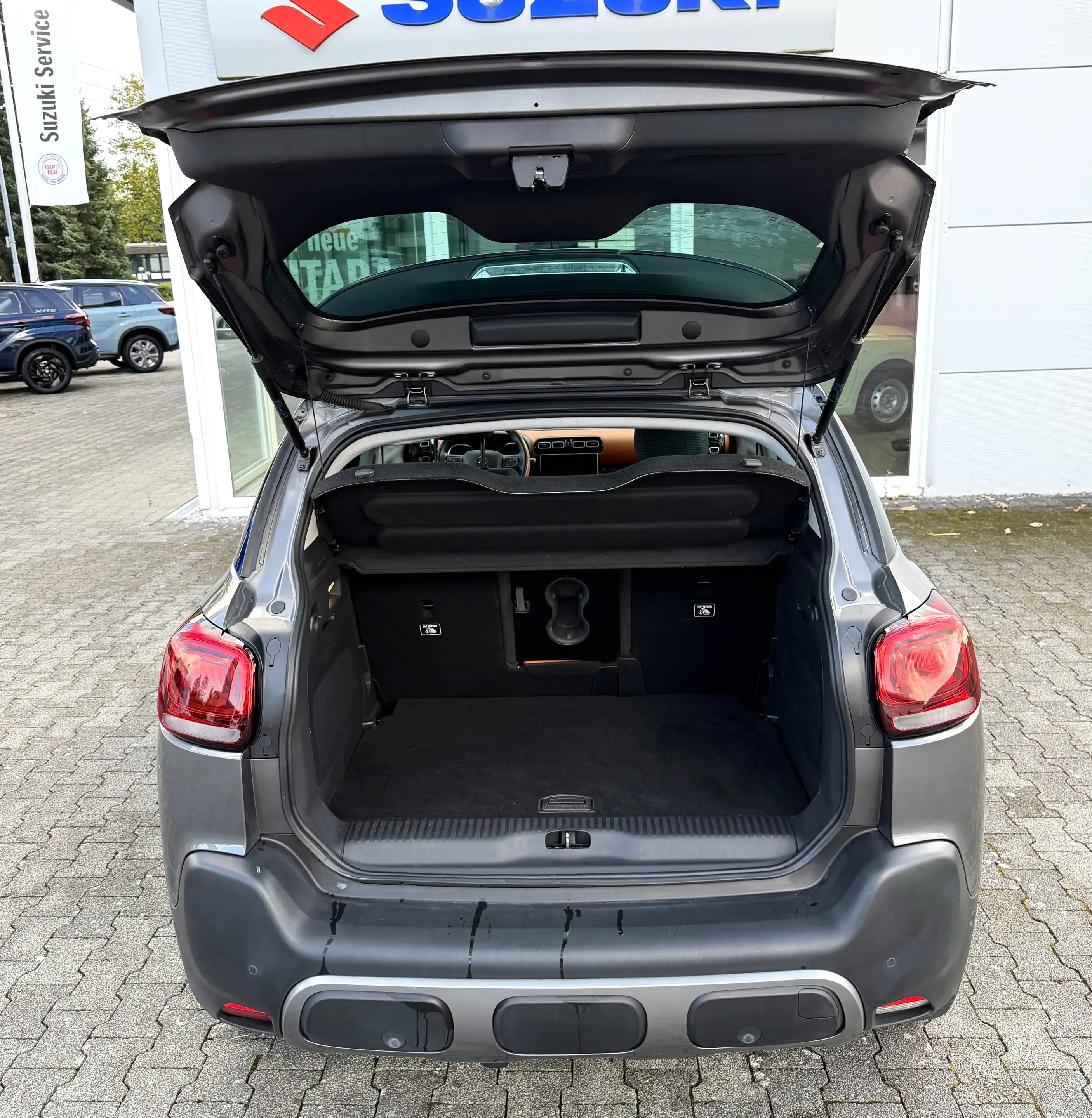 Citroen C3 Aircross PureTech 110 1.2 — photo 11