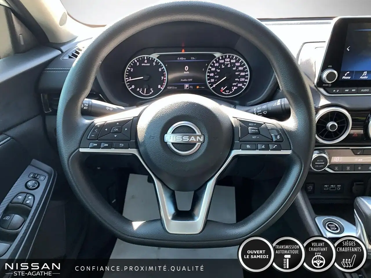 Nissan Sentra photo Nissan Sentra